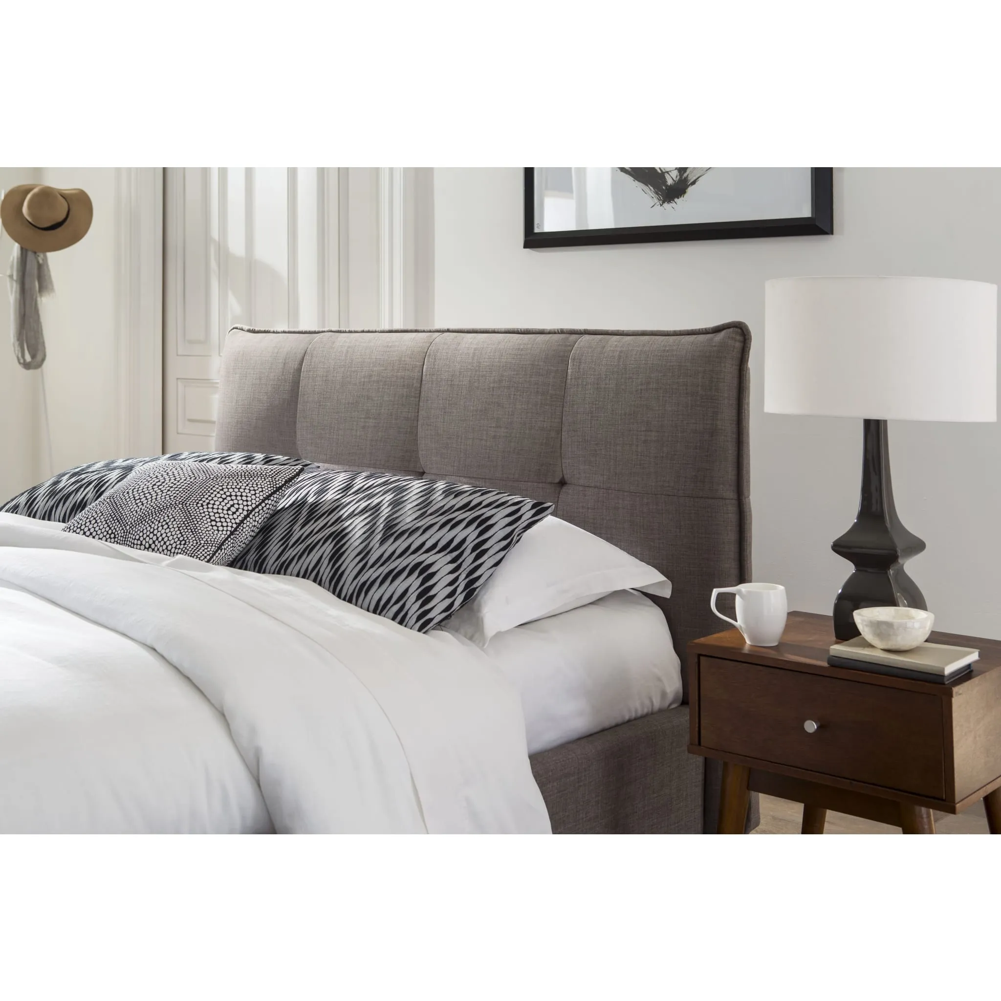 Adona Upholstered Platform Bed in Dolphin Linen Modus
