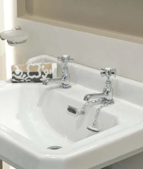 Ailesbury Chrome Basin Pillar Taps