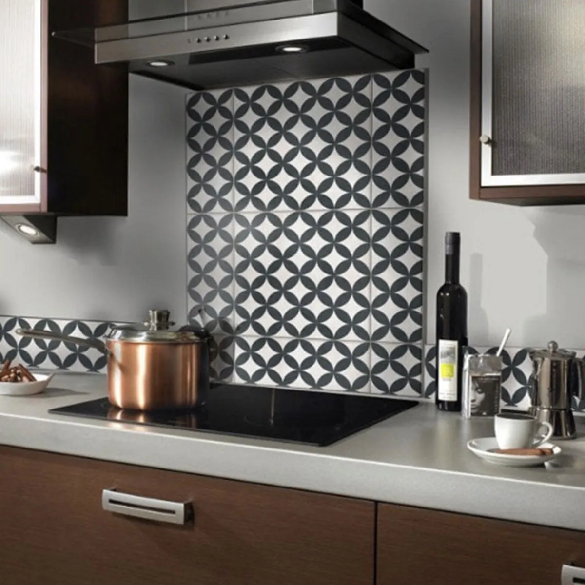Arcadia White And Black Patterned Porcelain Tile 45x45cm Matt