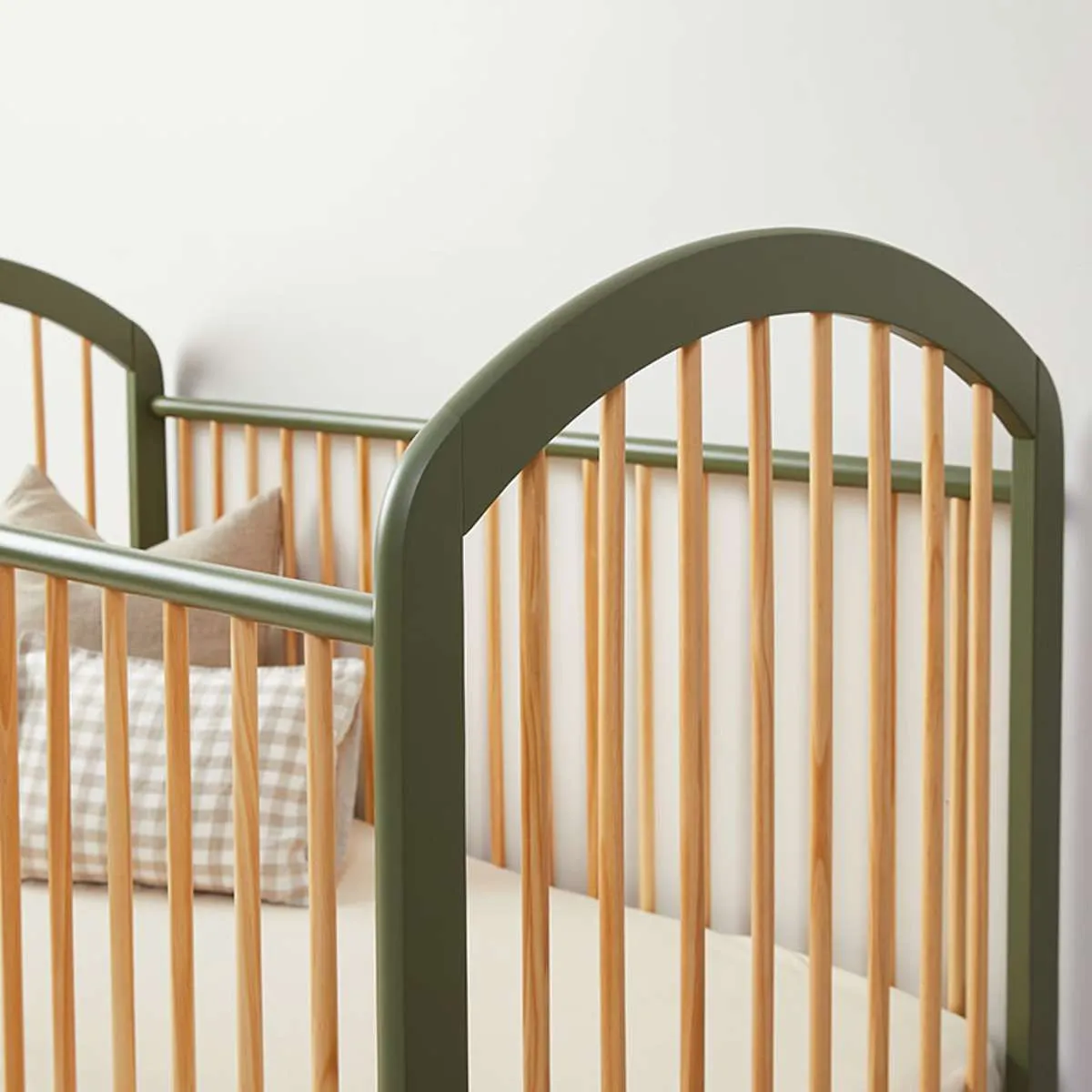 Archie Cot - Moss/Natural Mocka