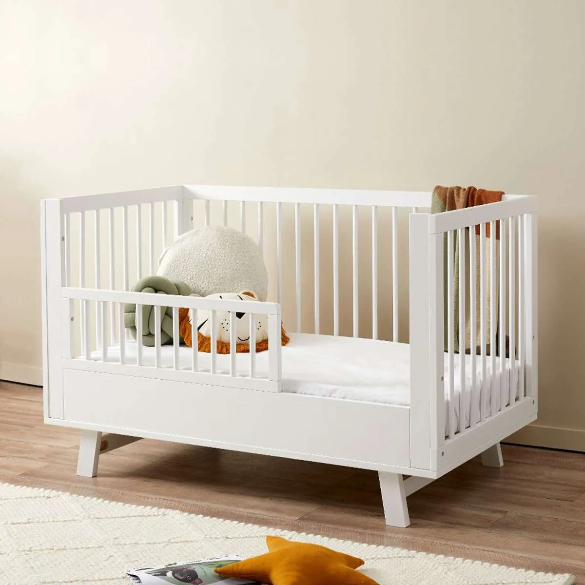 Aspen Cot Toddler Bed Half Frame - White Mocka