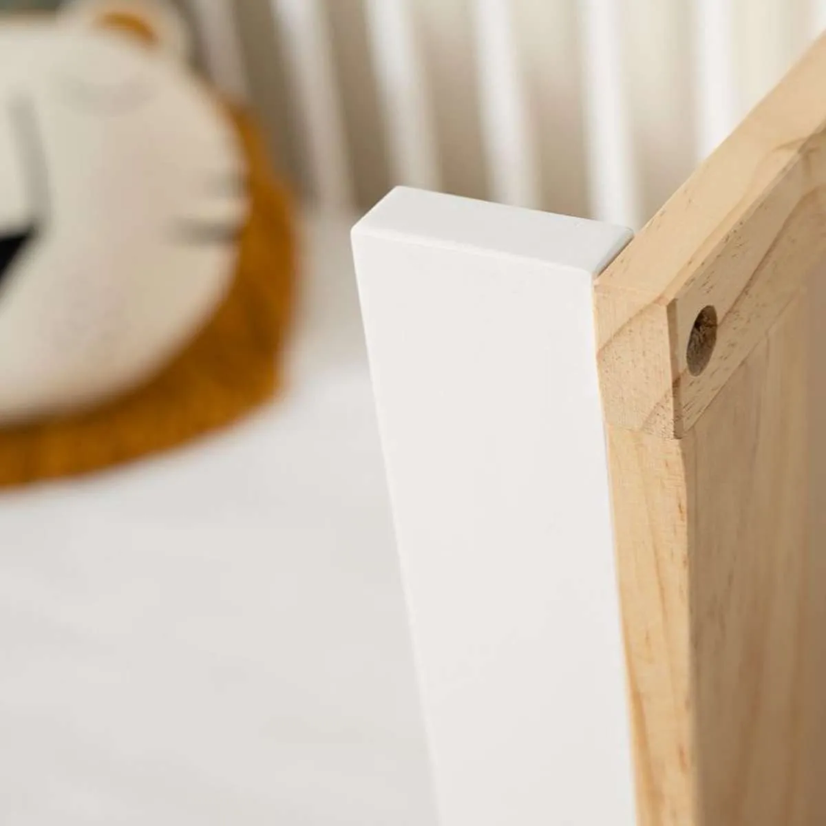 Aspiring White/Natural 3-in-1 Cot White Conversion Bundle Mocka