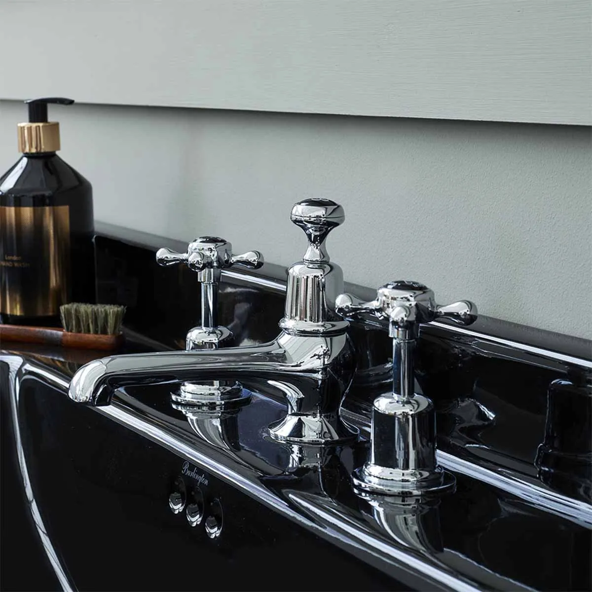 Burlington Jet Edwardian 120cm Black Rectangular Basin With Wash Stand