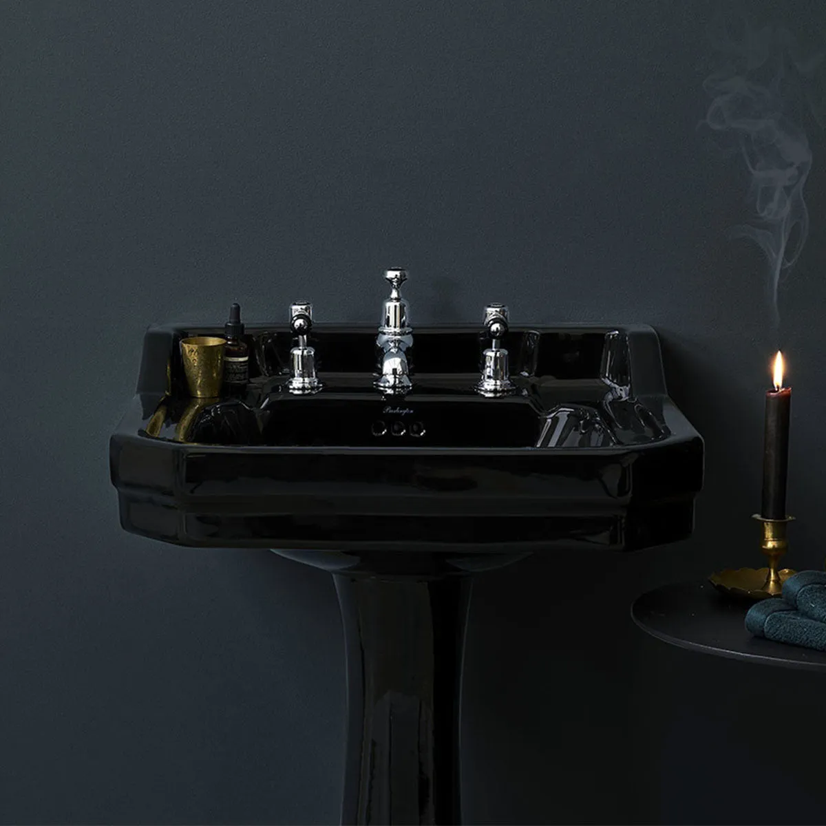 Burlington Jet Edwardian 56cm Black Rectangular Basin With Standard Pedestal