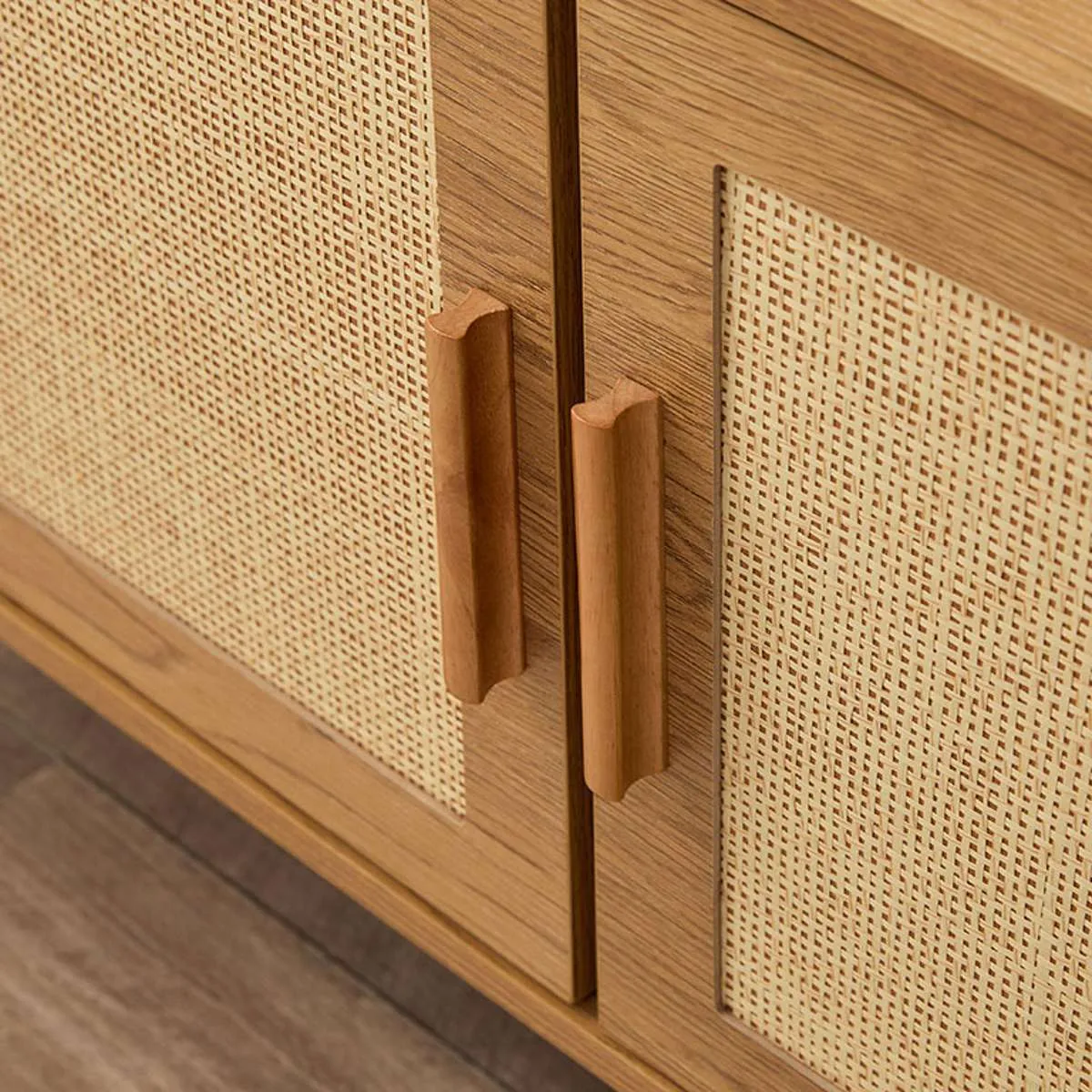 Canyon Entertainment Unit Mocka