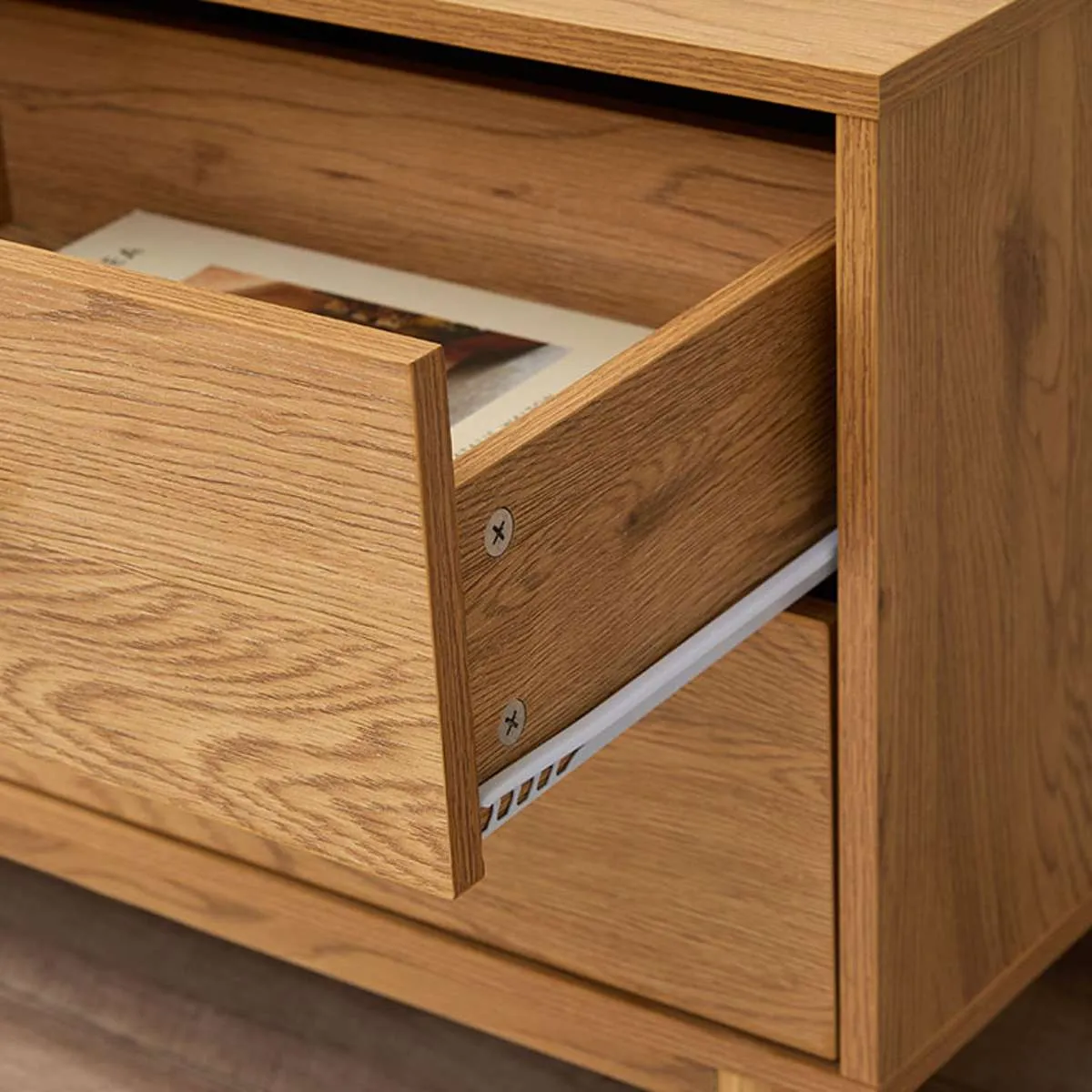 Canyon Entertainment Unit Mocka