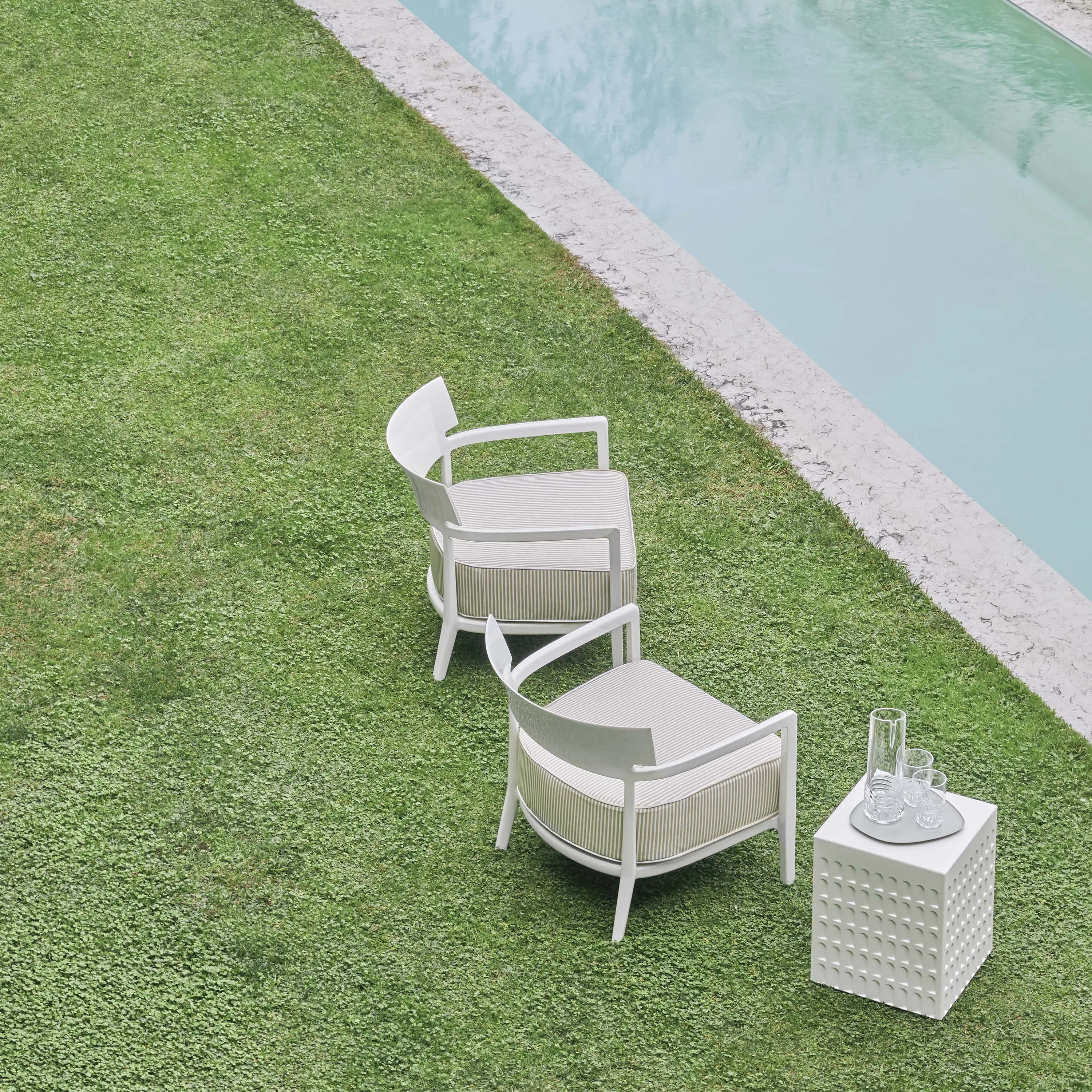 Cara Outdoor Armchair