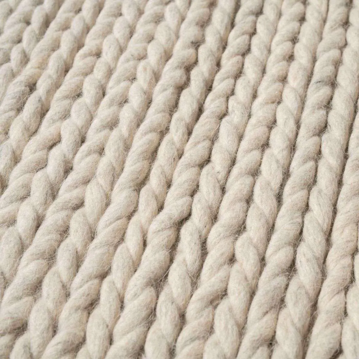 Charlotte Braided Wool Rug - Large - Natural Marle Mocka