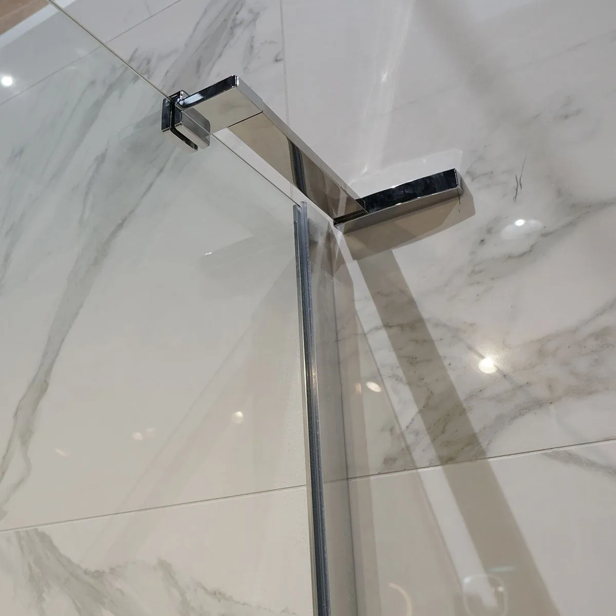 Crosswater DESIGN 8 Hinged Shower Door & Optional Side Panel - Silver