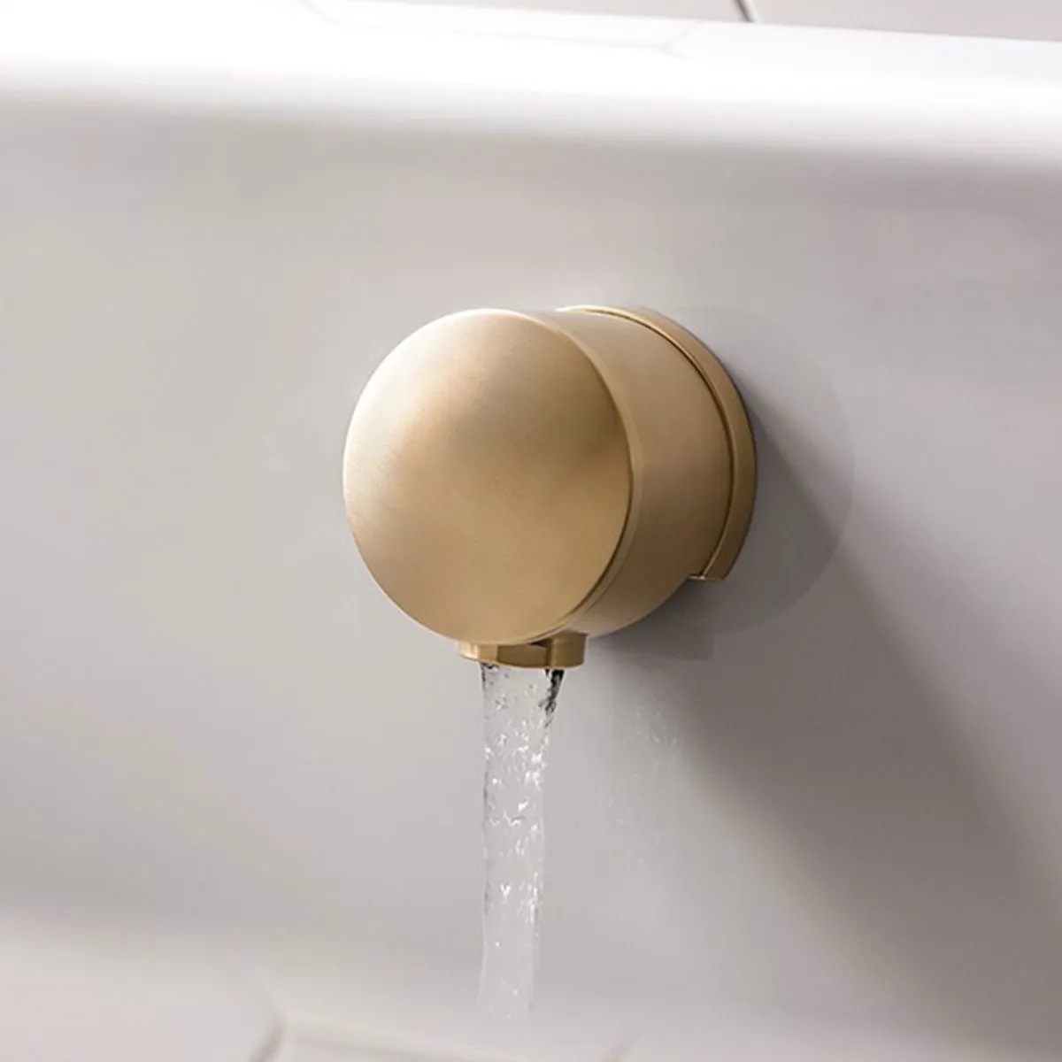 Crosswater MPRO Bath Filler With Click-Clack Waste