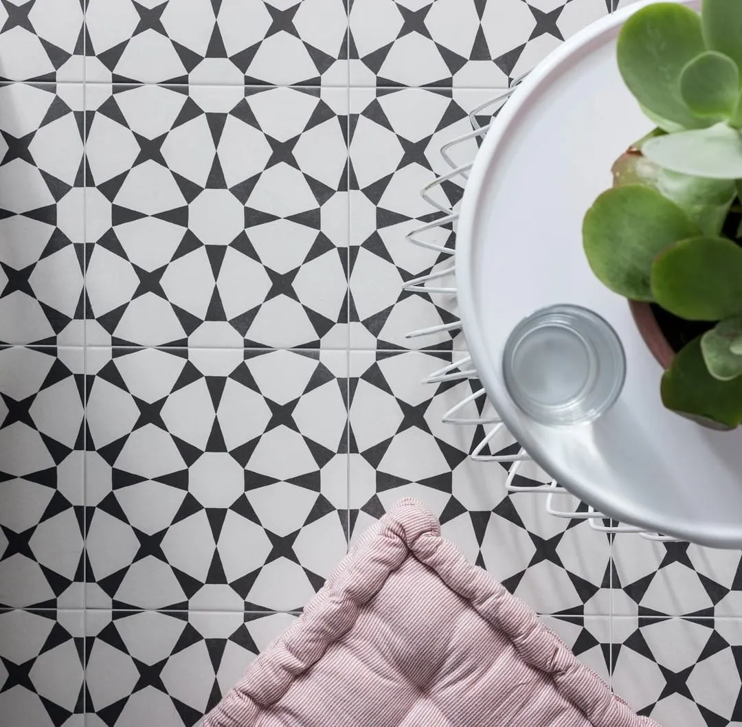 Cuban White Star Porcelain Tile 22x22cm Matt