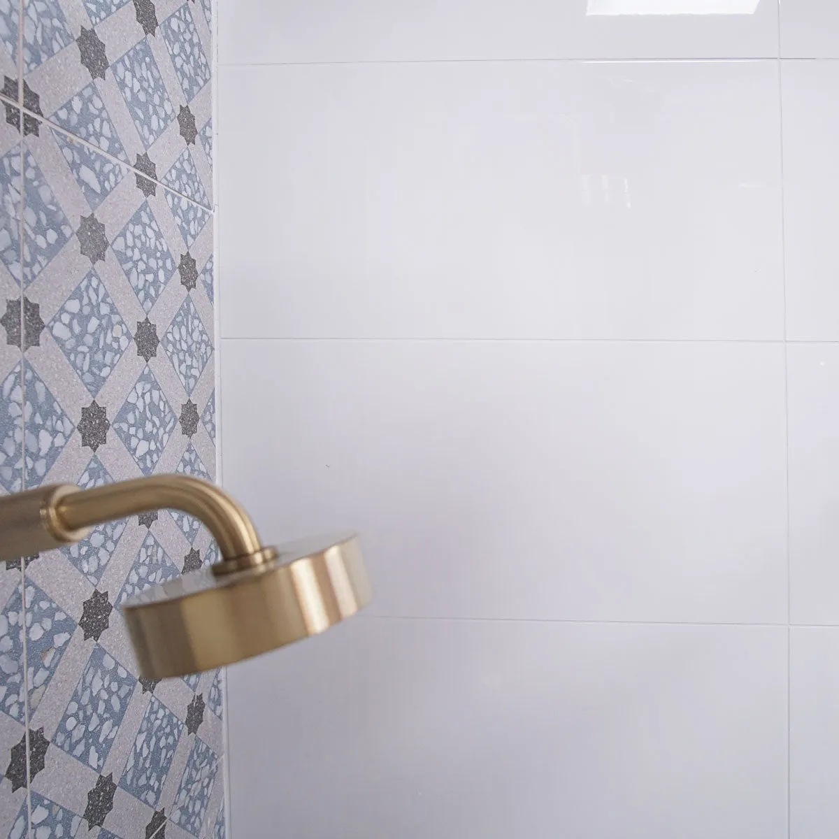 Deluxe Gloss White Rectified Wall Tile 30x60cm