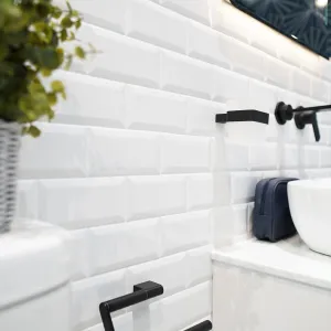 Deluxe Mini Metro Bevelled Edge Wall Tile Gloss 7.5x15cm