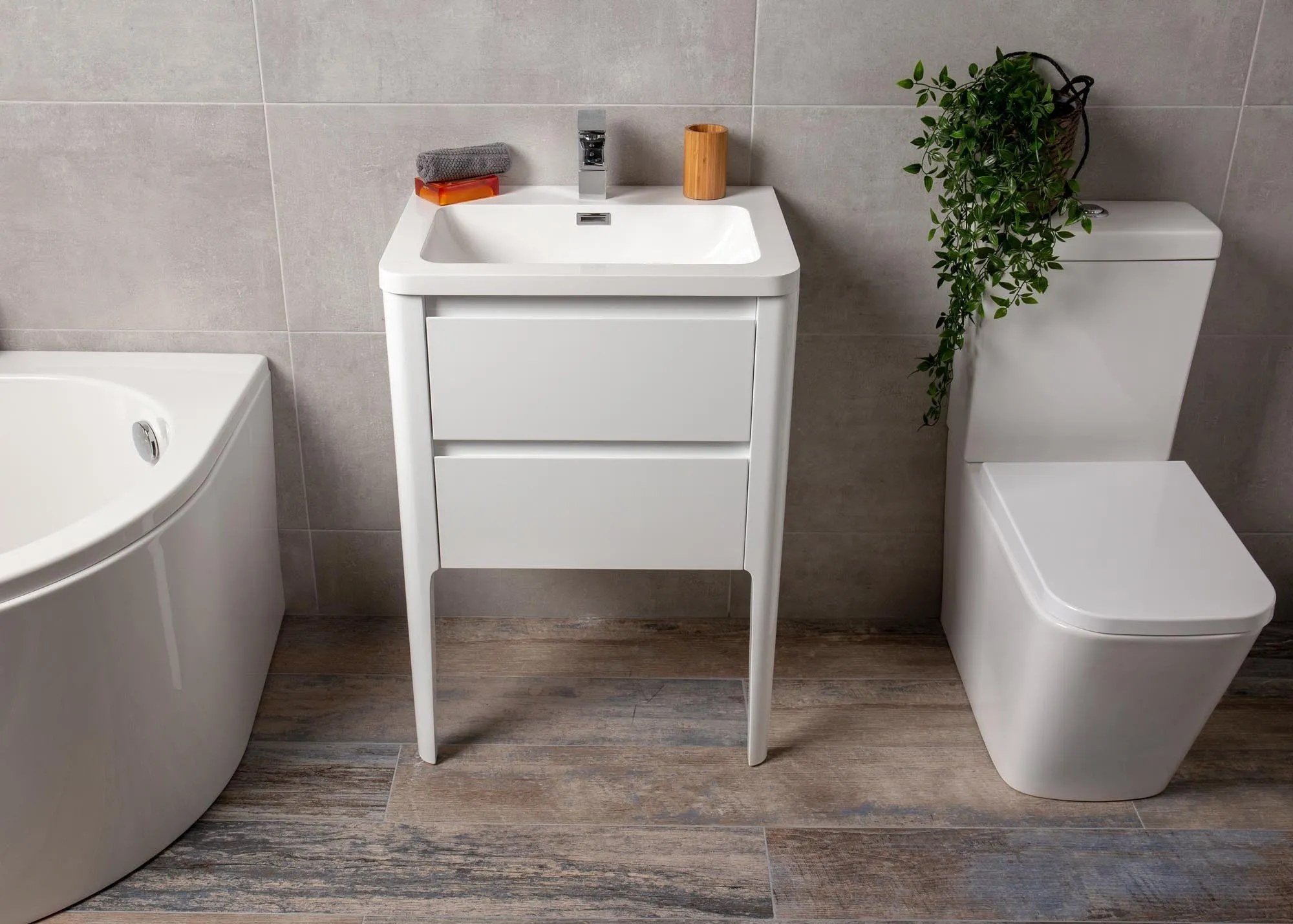 Doro II Wall Mounted Vanity Unit with Basin