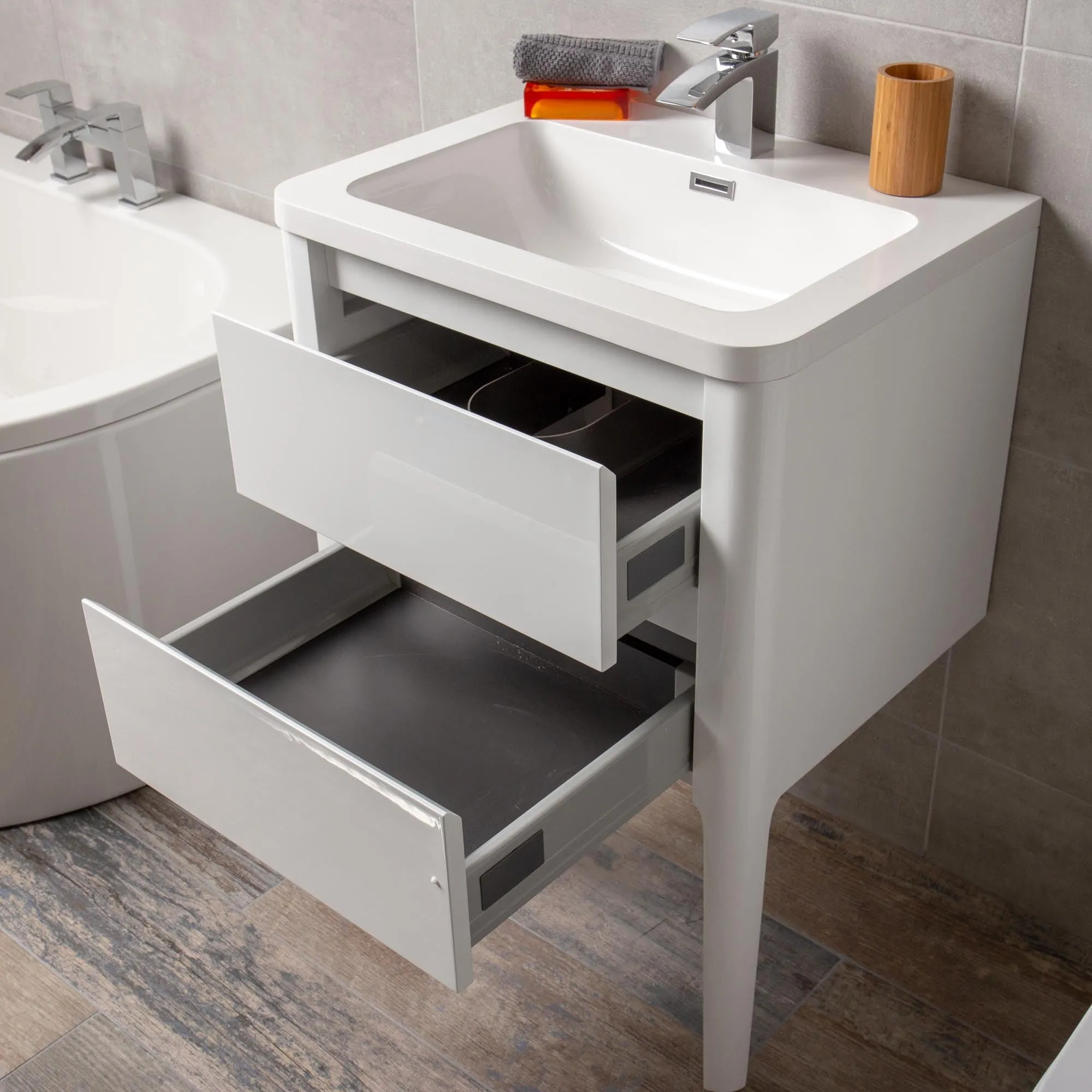 Doro II Wall Mounted Vanity Unit with Basin