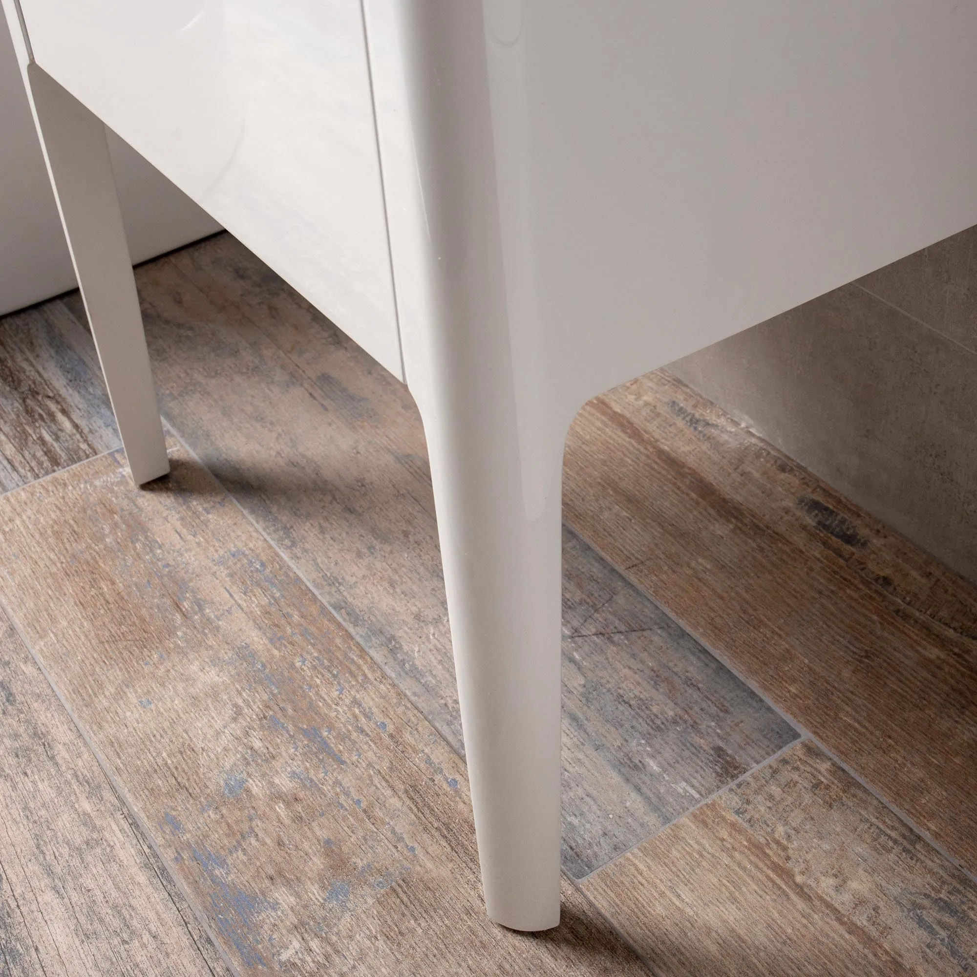 Doro II Wall Mounted Vanity Unit with Basin