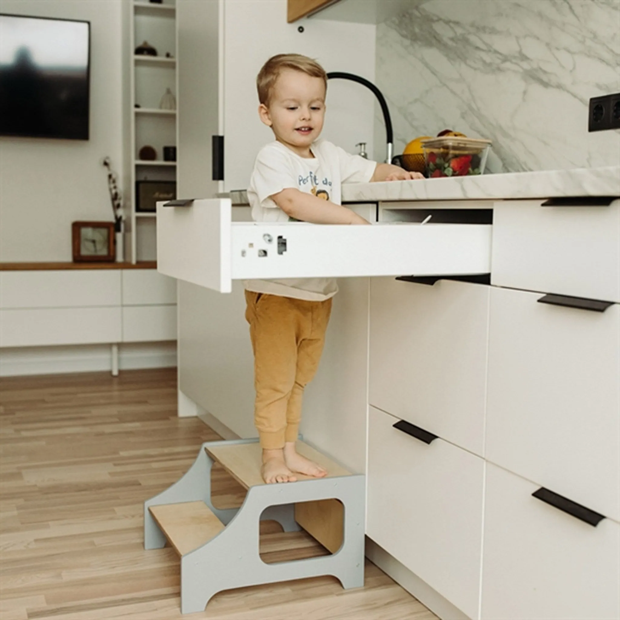 Duck Woodworks Step Stool Grey
