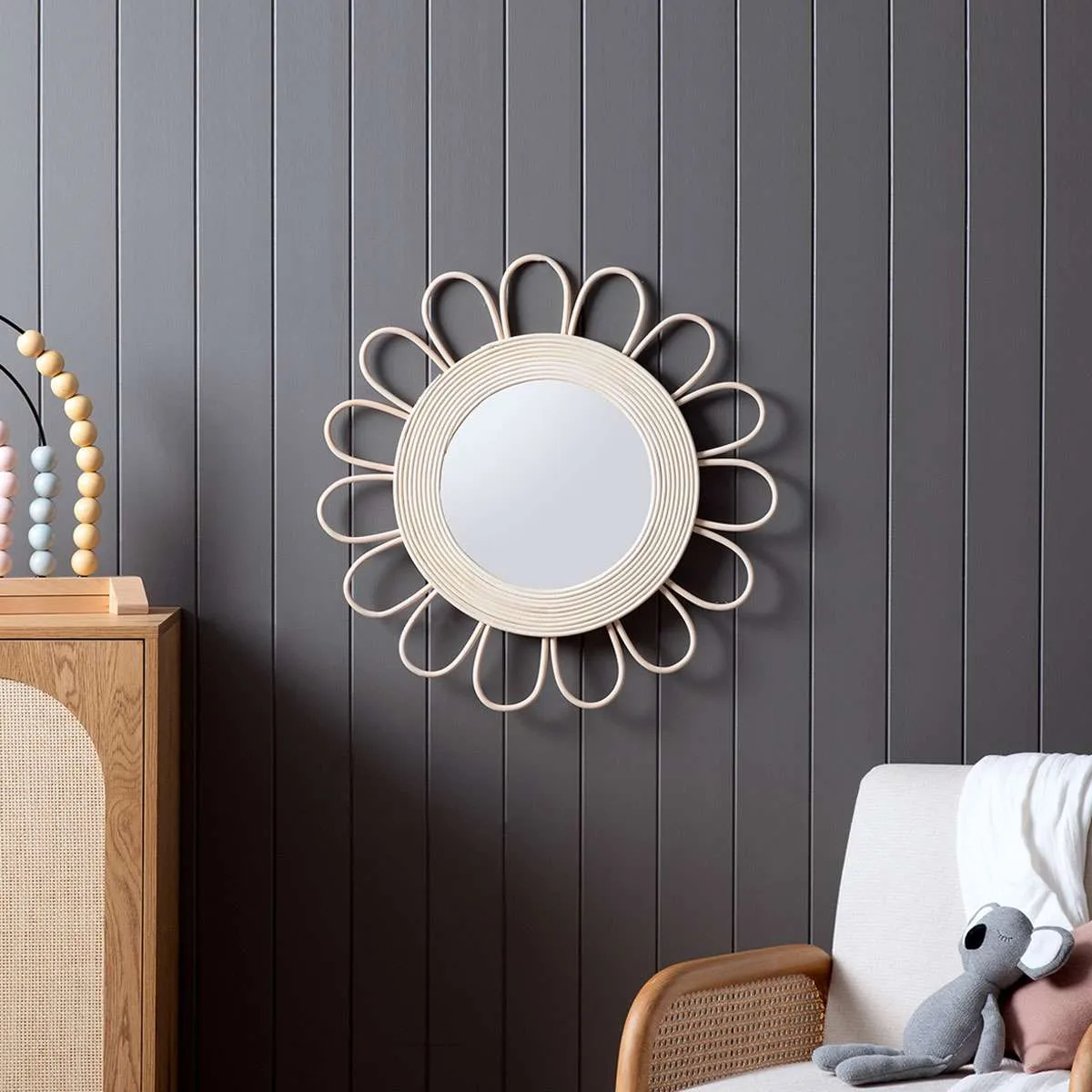 Flower Mirror Mocka