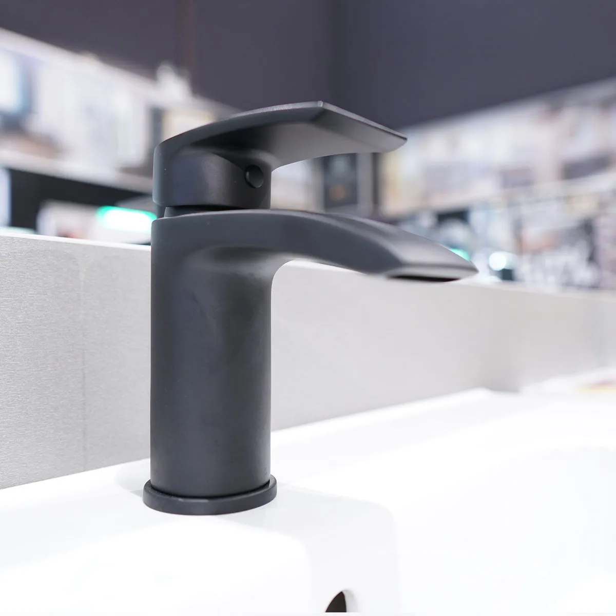 Granlusso Amalfi Basin Mixer With Click-Clack Waste -  Matt Black
