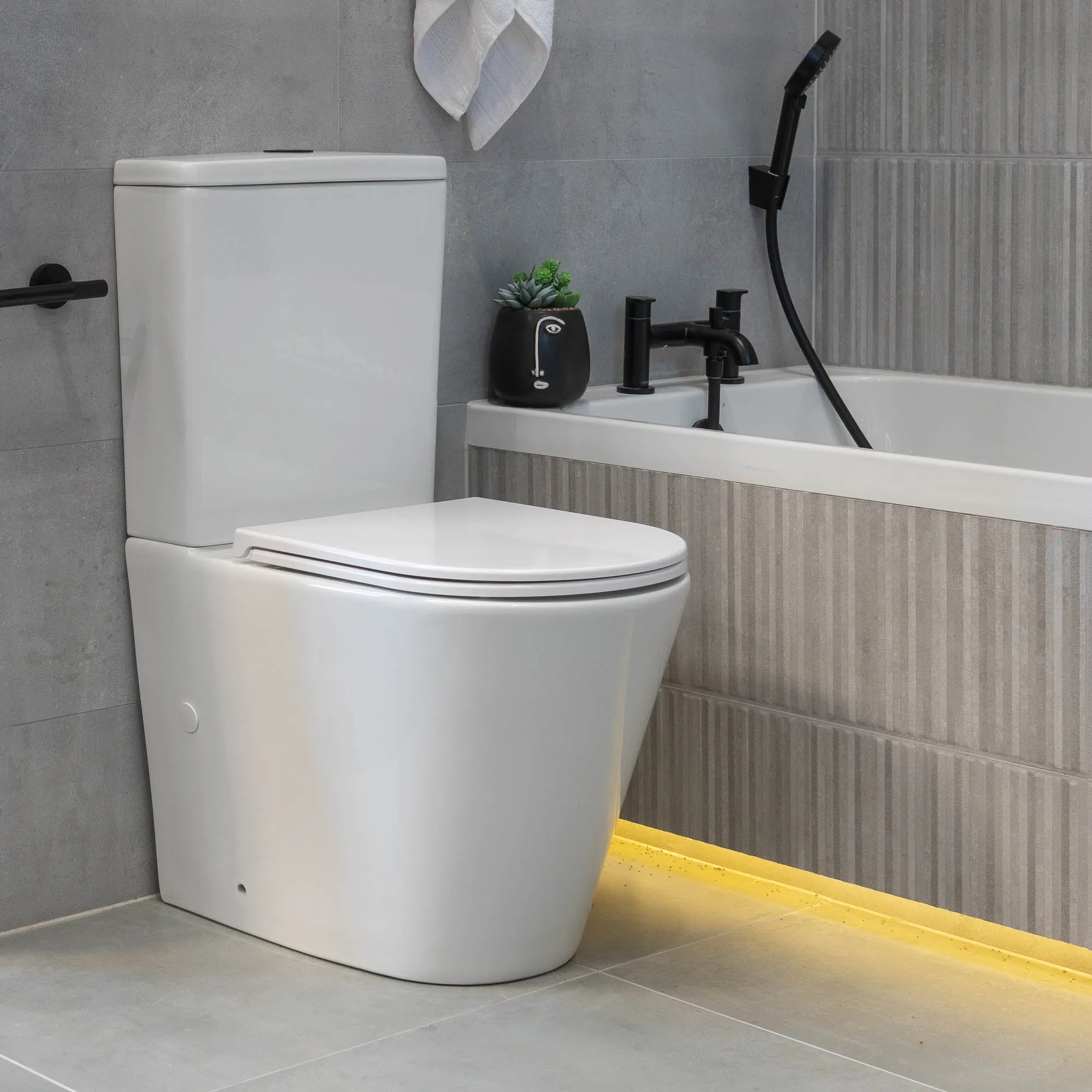 Granlusso Amalfi Rimless WC with Geberit Swirl Flush System and Soft Close Quick Release Seat