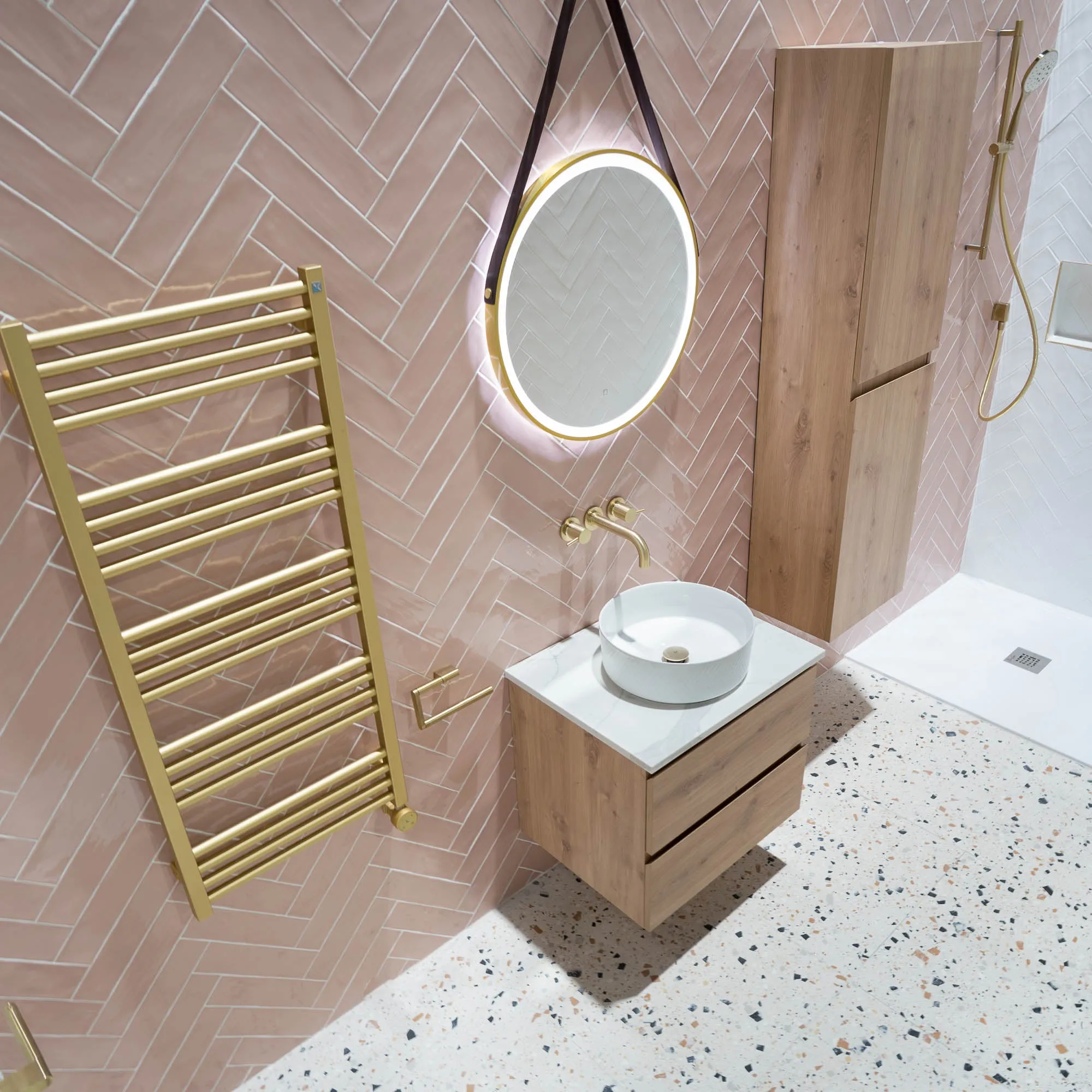 Granlusso Rocco Oak Wall Mounted Vanity Unit With Carrara Marble Effect Worktop