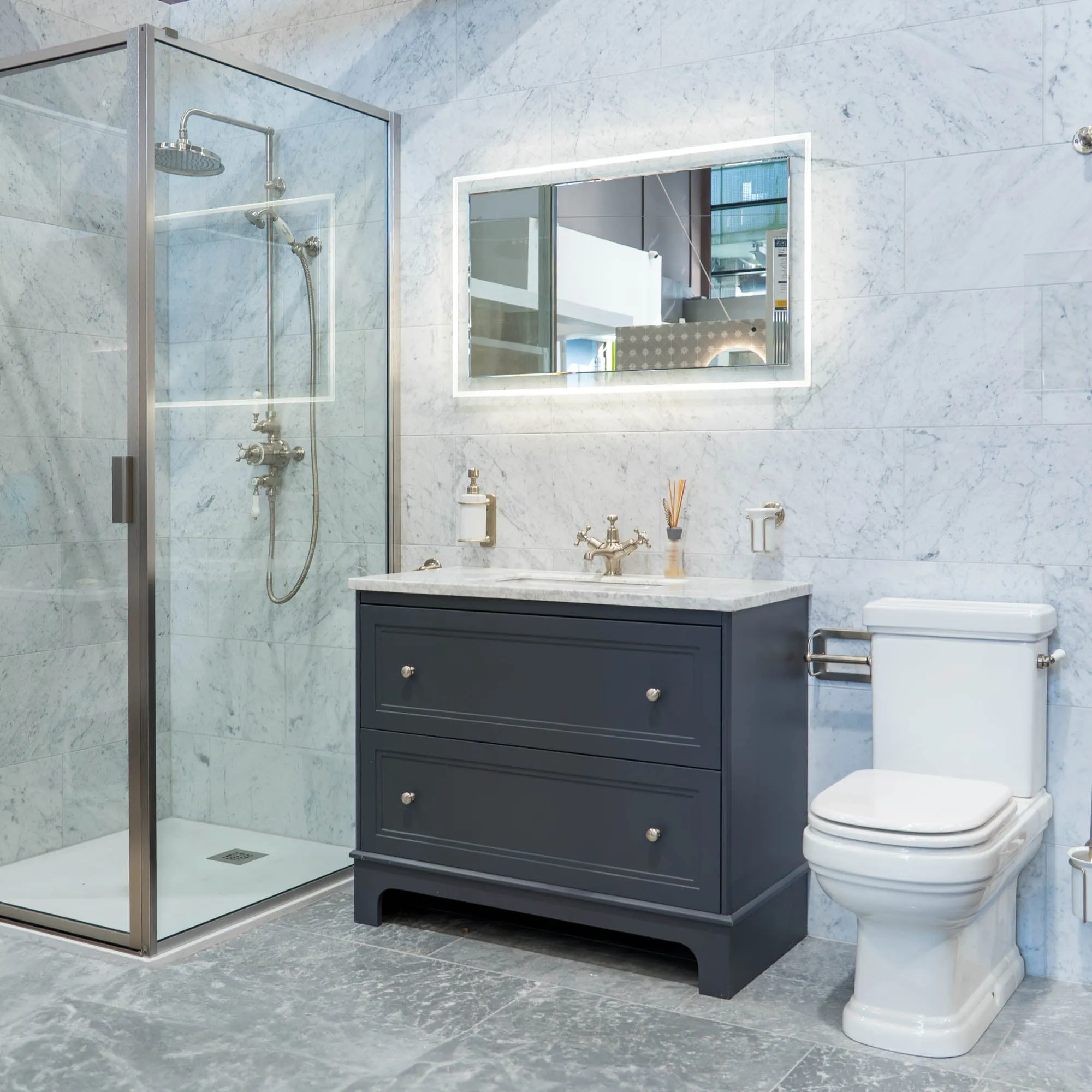 Granlusso Shelbourne Floorstanding Vanity Unit with Real Marble Worktop and Basin