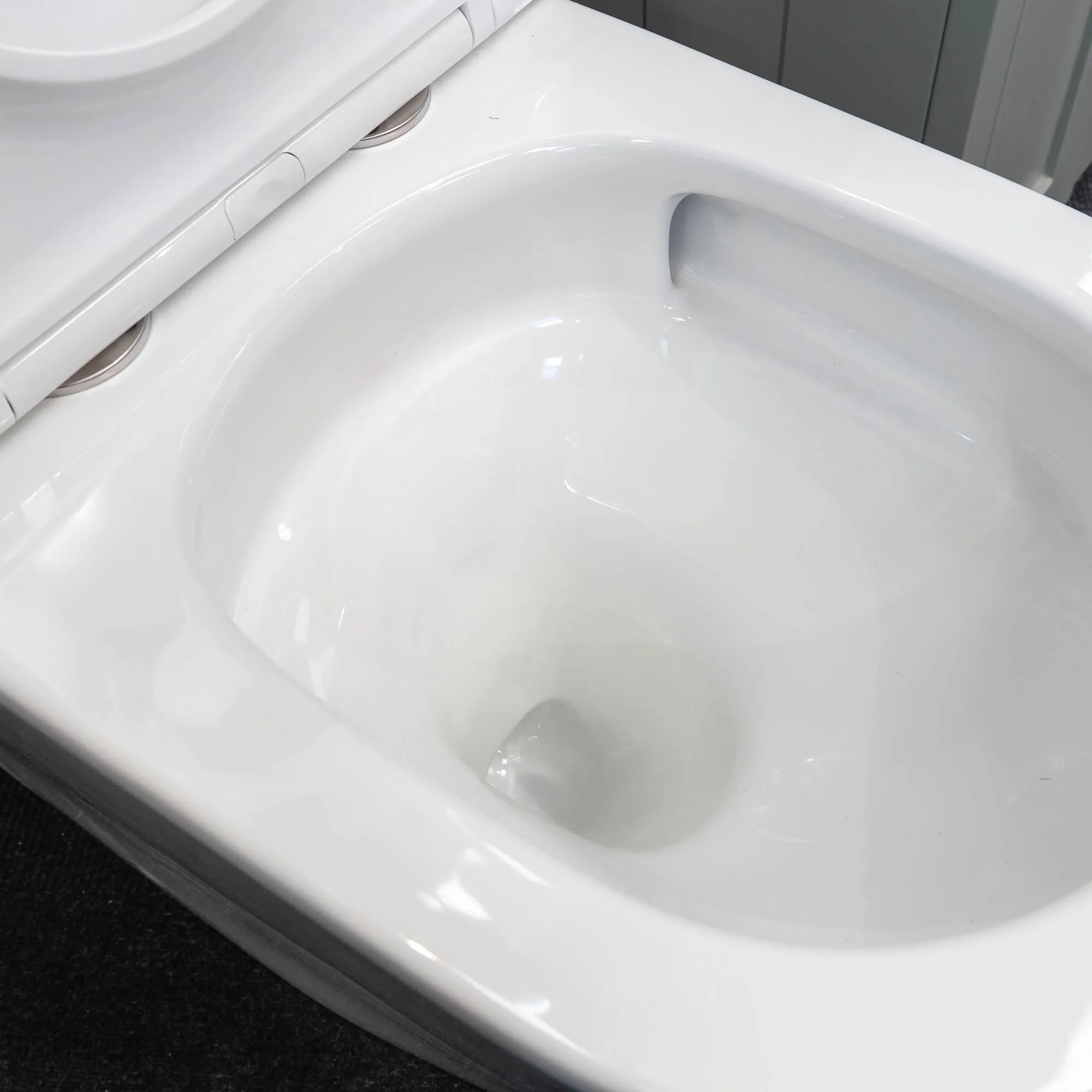 Granlusso Sorrento Rimless WC with Geberit Swirl Flush System and Soft Close Quick Release Seat