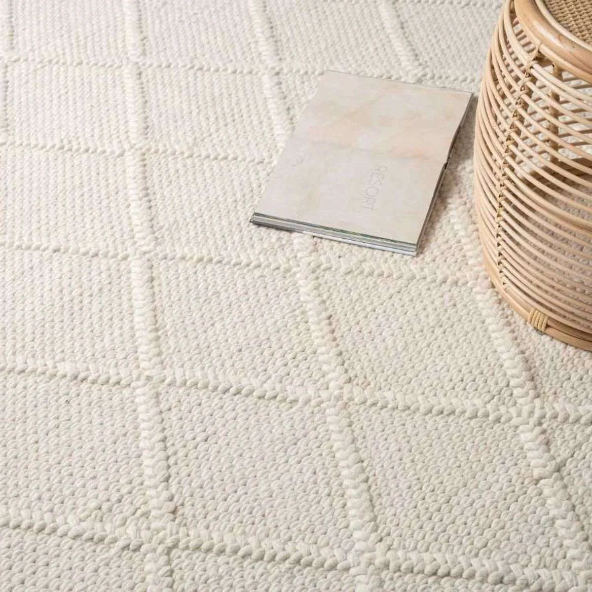 Hannah Diamond Wool Blend Floor Rug - Rectangle Large Mocka