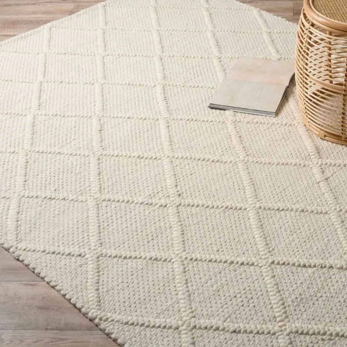 Hannah Diamond Wool Blend Floor Rug - Rectangle Large Mocka