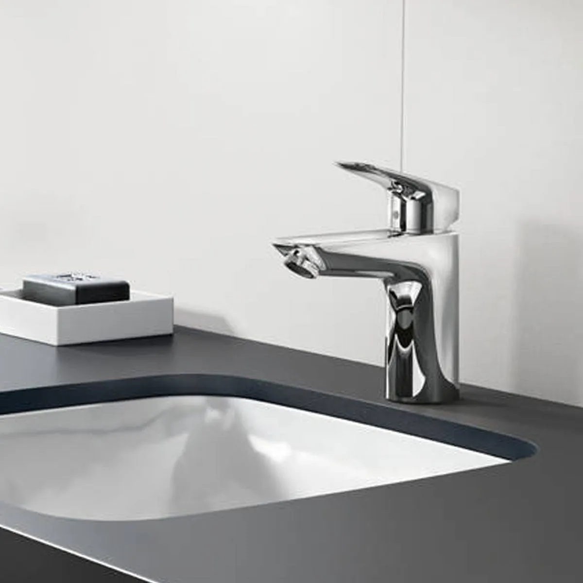 Hansgrohe Logis 100 Chrome Single Lever Basin Mixer With Click-Clack Waste
