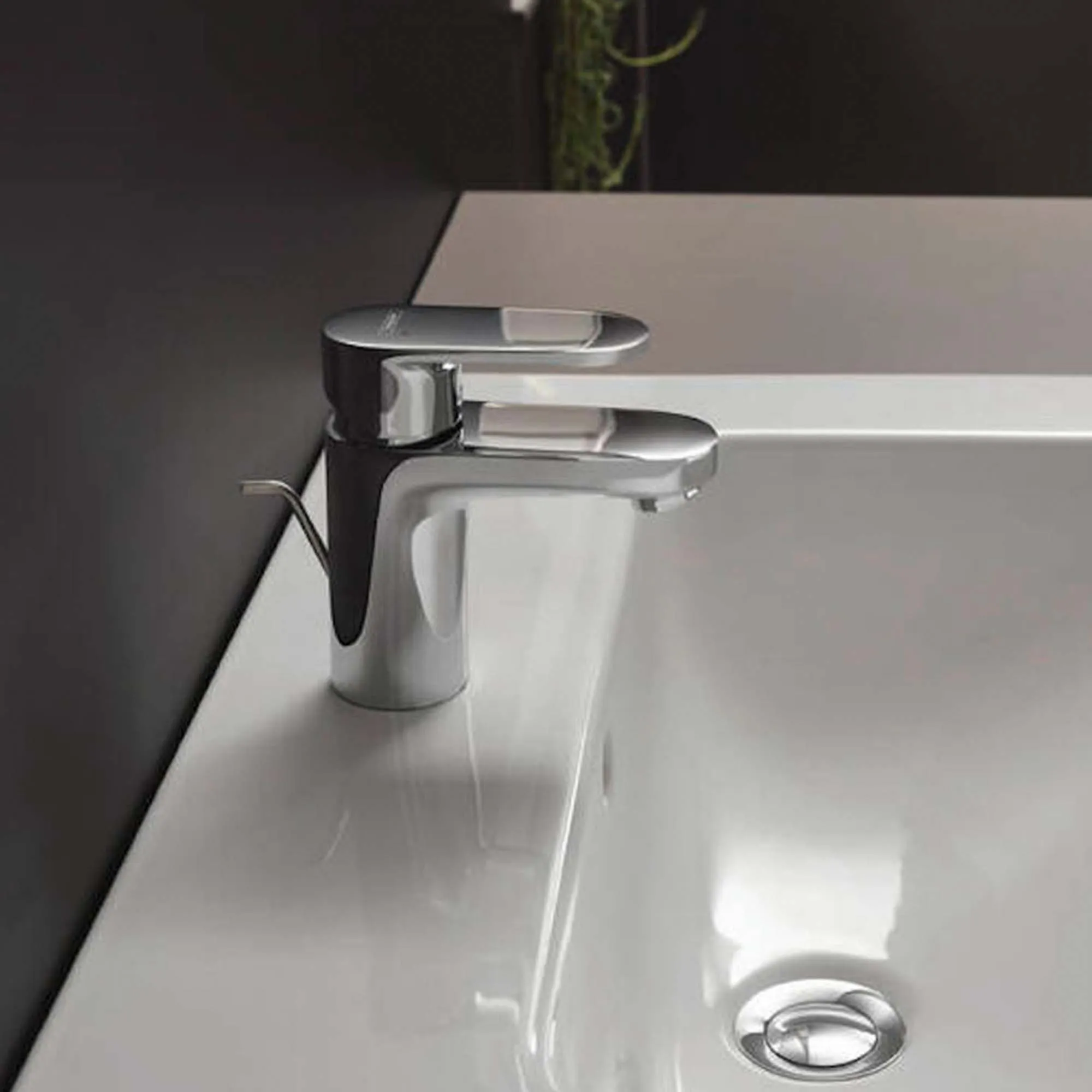 Hansgrohe Vernis Blend 70 Basin Mixer Tap With Pop-Up Waste - Chrome