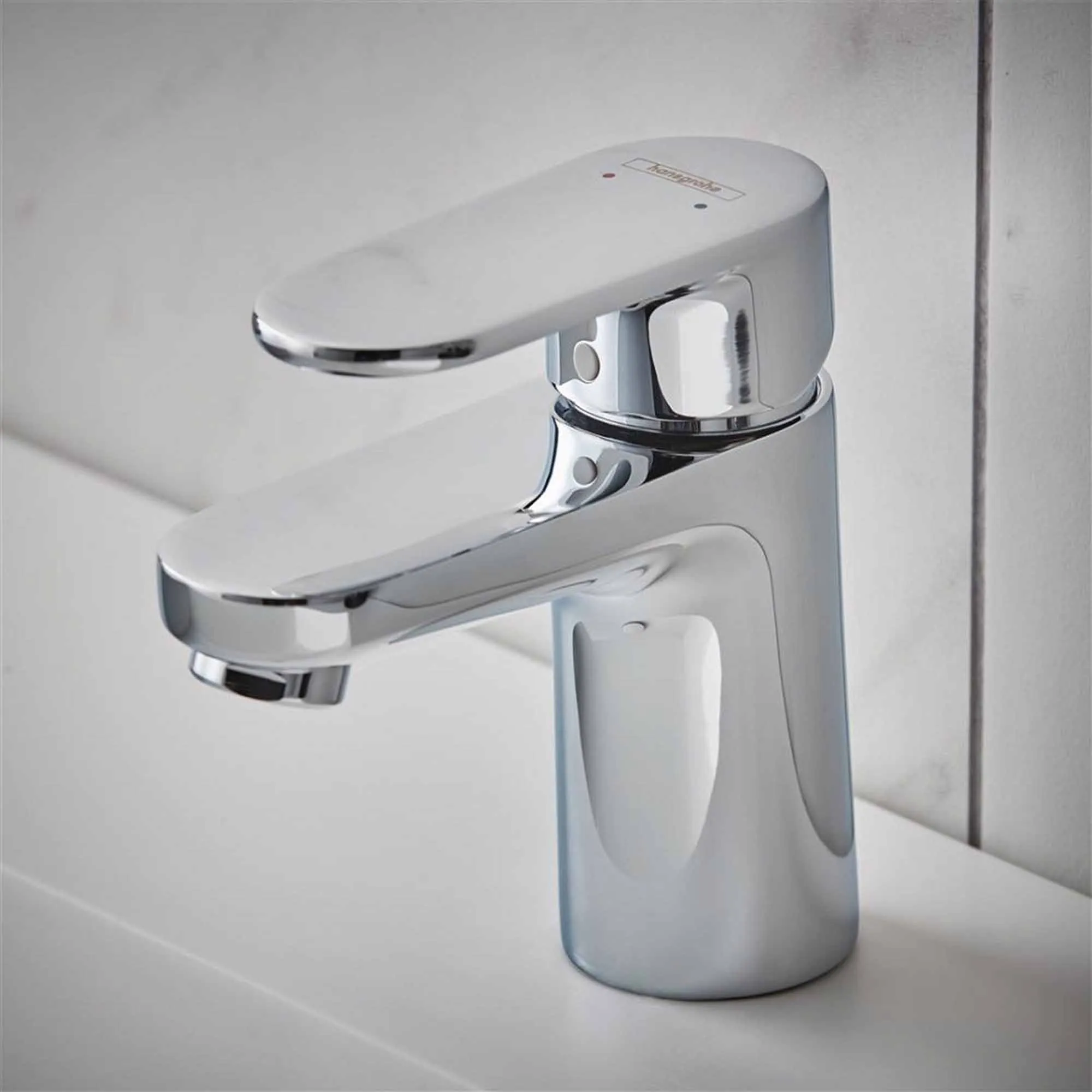 Hansgrohe Vernis Blend 70 Basin Mixer Tap With Pop-Up Waste - Chrome