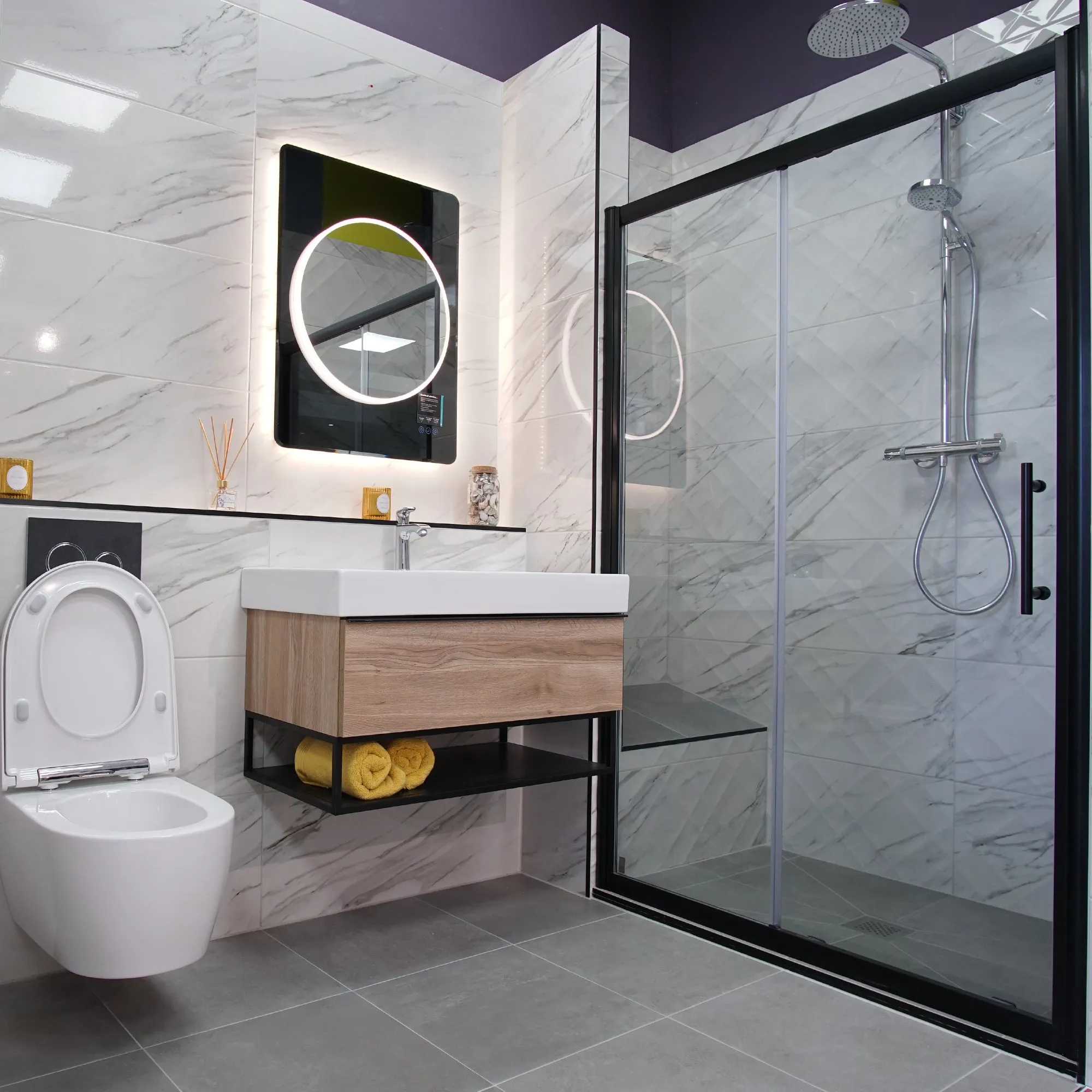 i4 Framed Sliding Shower Door & Optional Side Panel - Matt Black