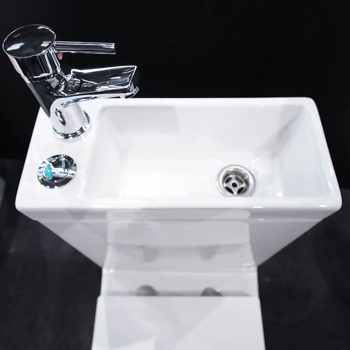 Jordan Combi 2-in-1 WC With Basin and Mixer Tap
