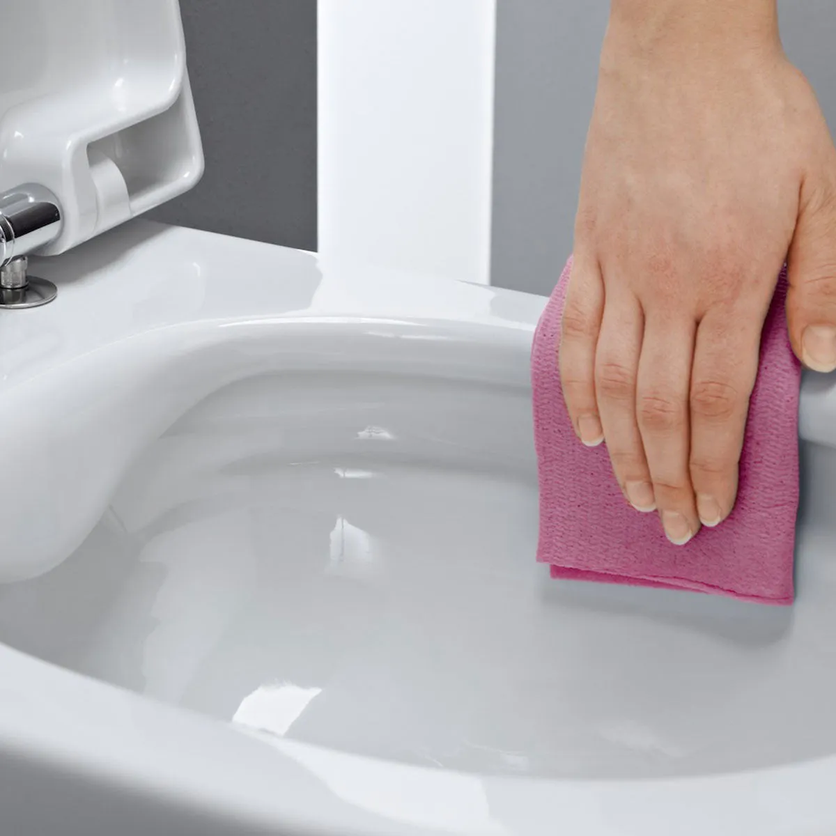 Laufen Lua Rimless Wall Hung WC Pan With Slim Soft Close Toilet Seat