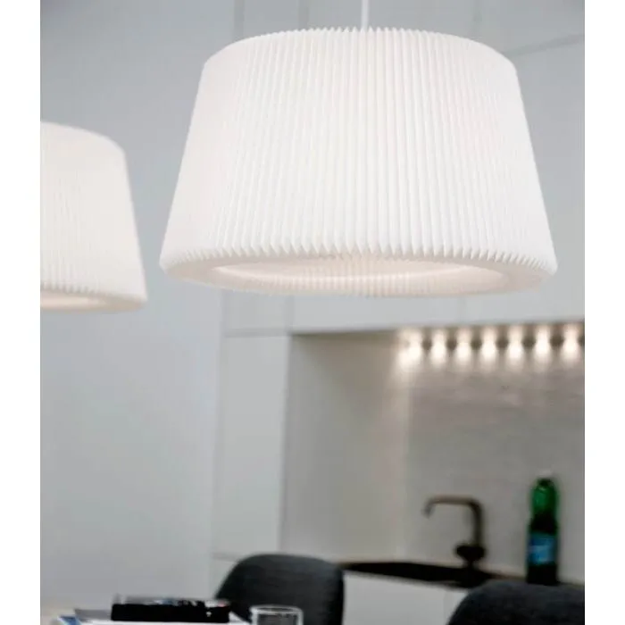 Le Klint Snowdrop Pendant, Silk White ø43 Cm