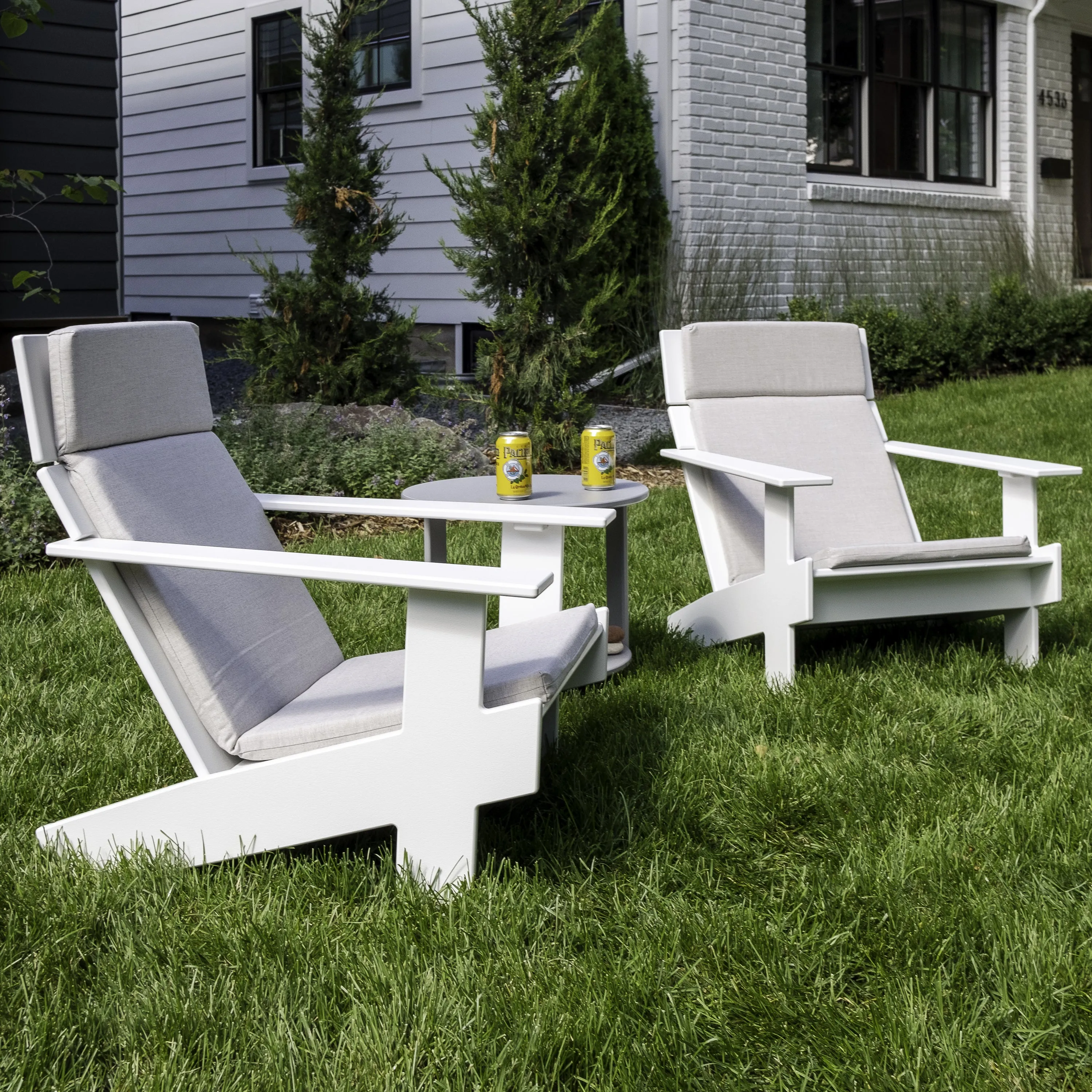 Lollygagger Lounge and Side Table Bundle