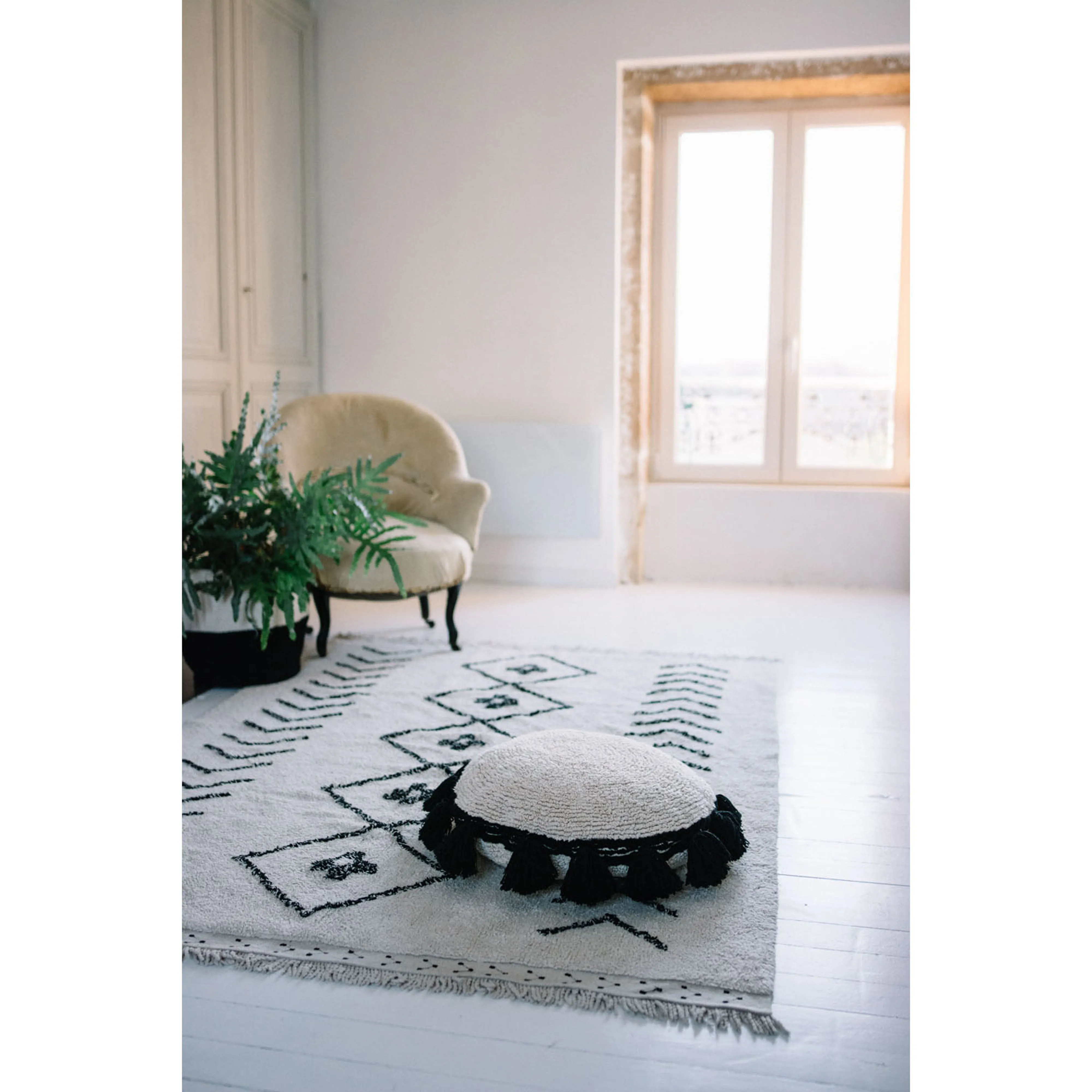 Lorena Canals Circle Black Machine Washable Cushion