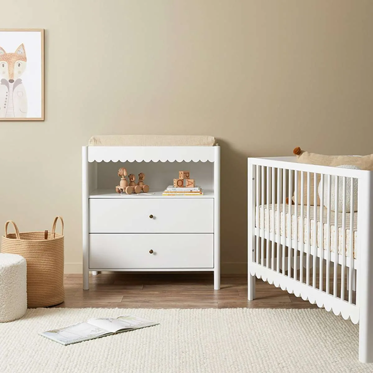 Maisie Scalloped Change Table Mocka