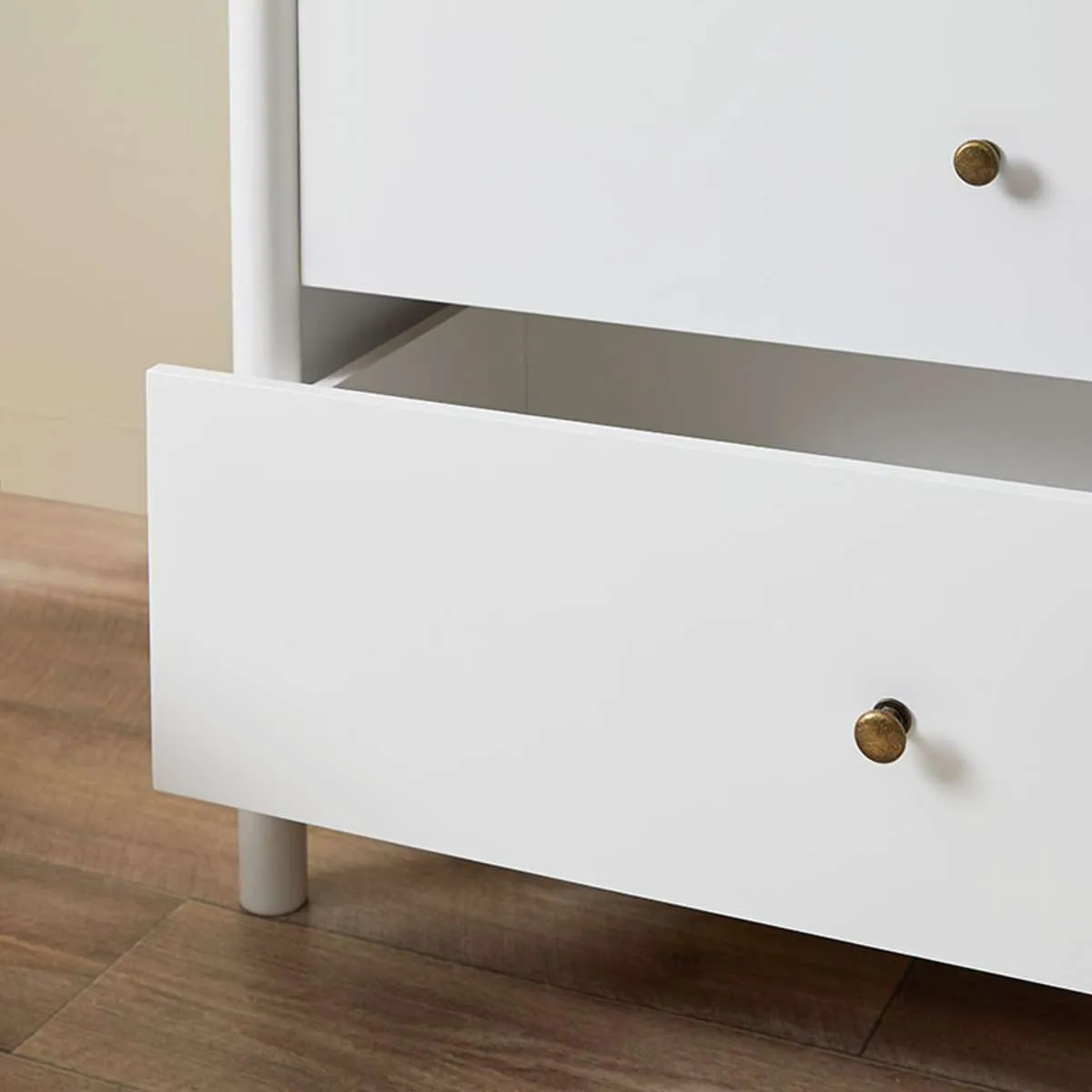 Maisie Scalloped Change Table Mocka