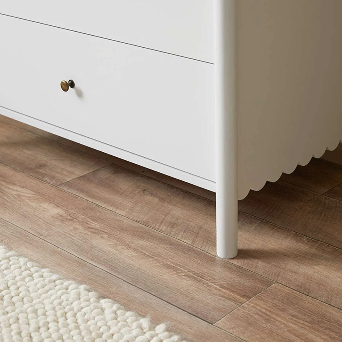 Maisie Scalloped Change Table Mocka