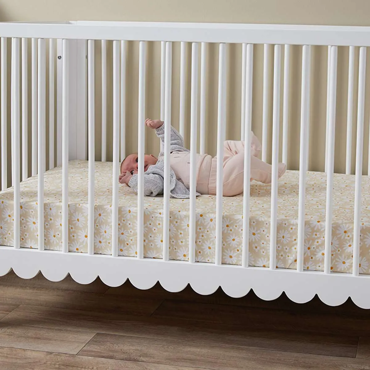 Maisie Scalloped Cot - White Mocka