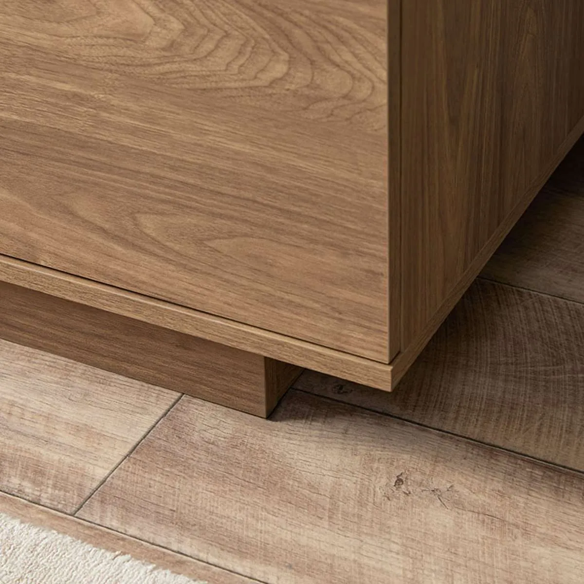 Maverick Entertainment Unit - Pecan Mocka