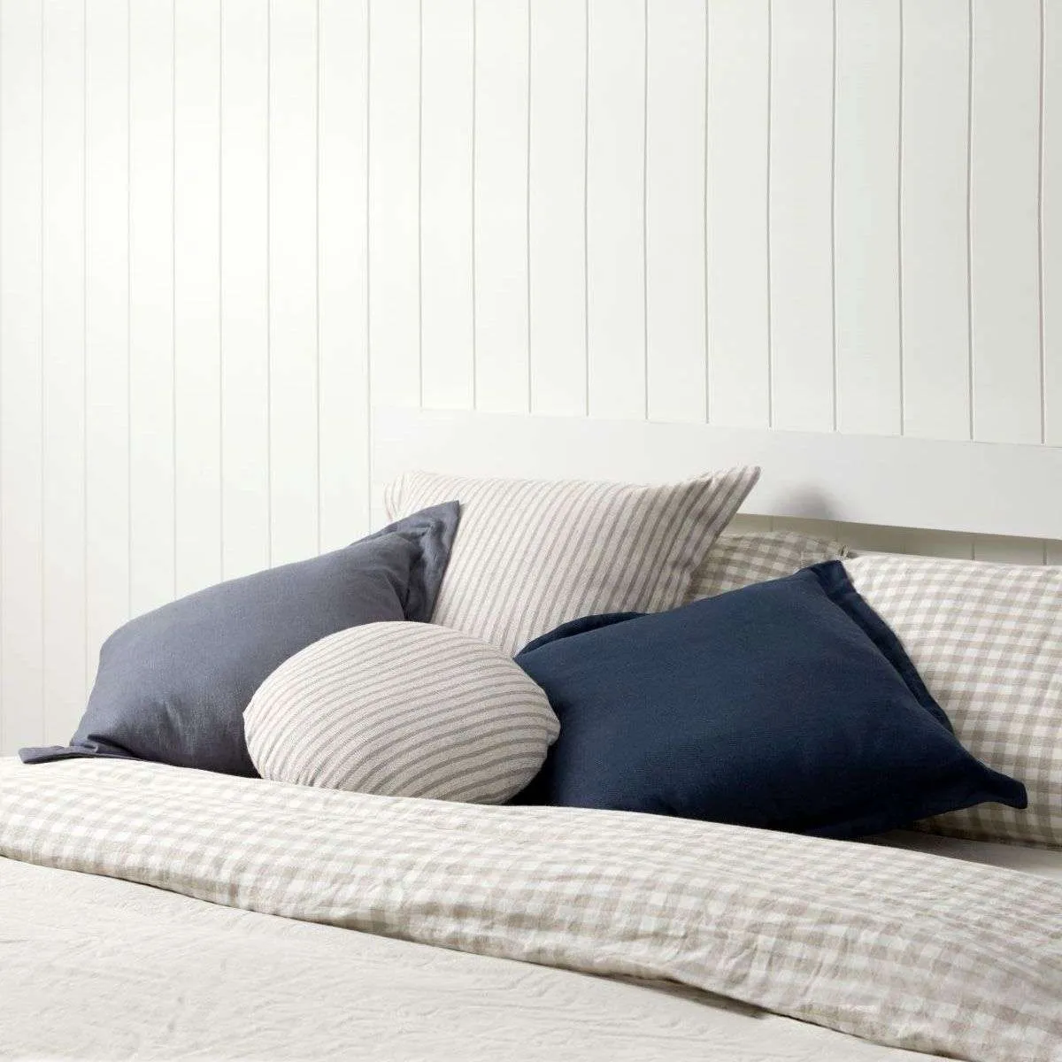 Mocka Linen Cushion - Navy Blue Mocka