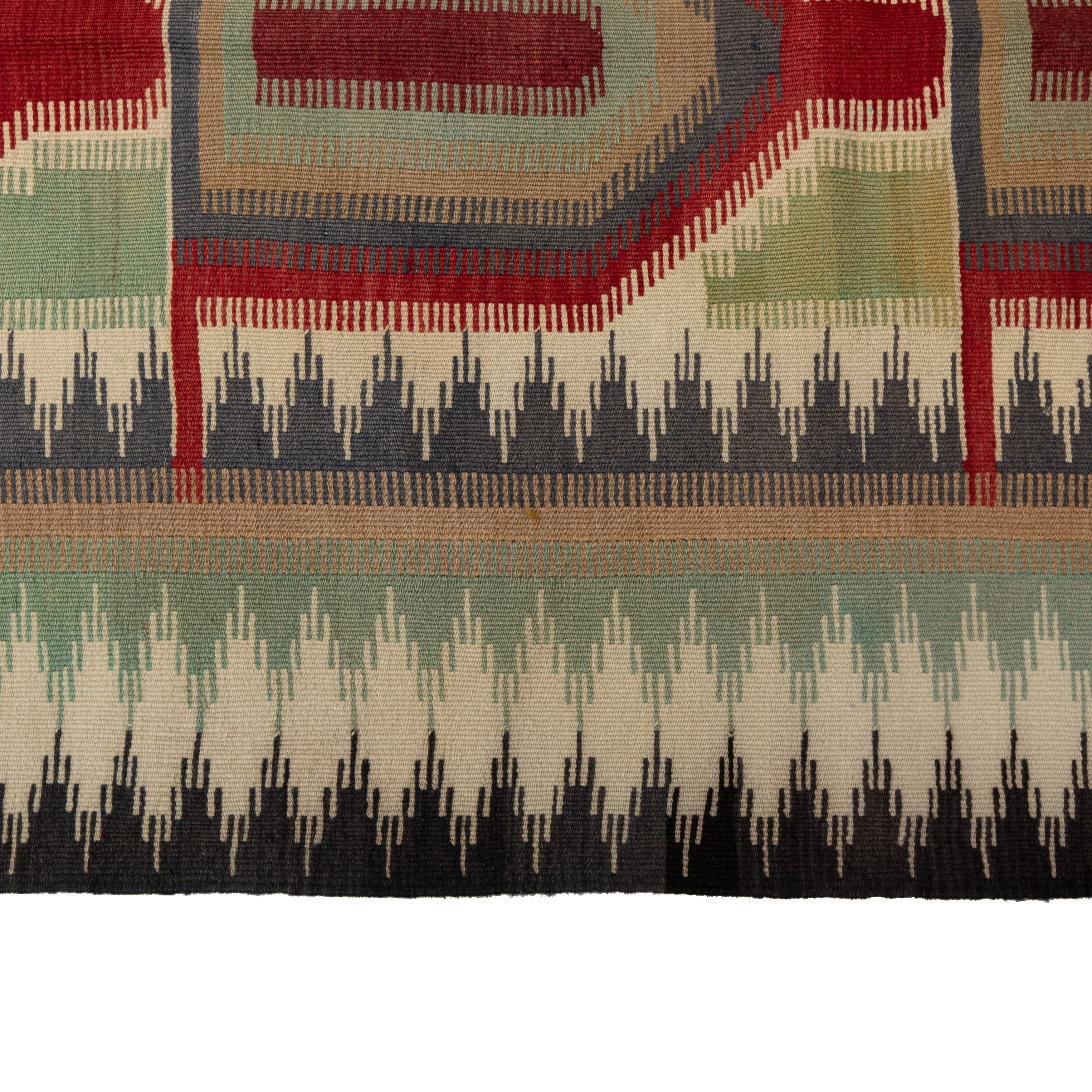 Multicolored Traditional Wool Rug - 3'4" x 5'5"