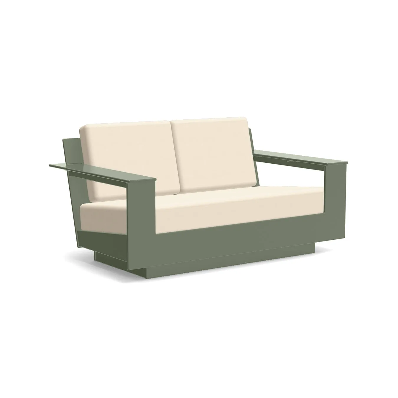 Nisswa Loveseat