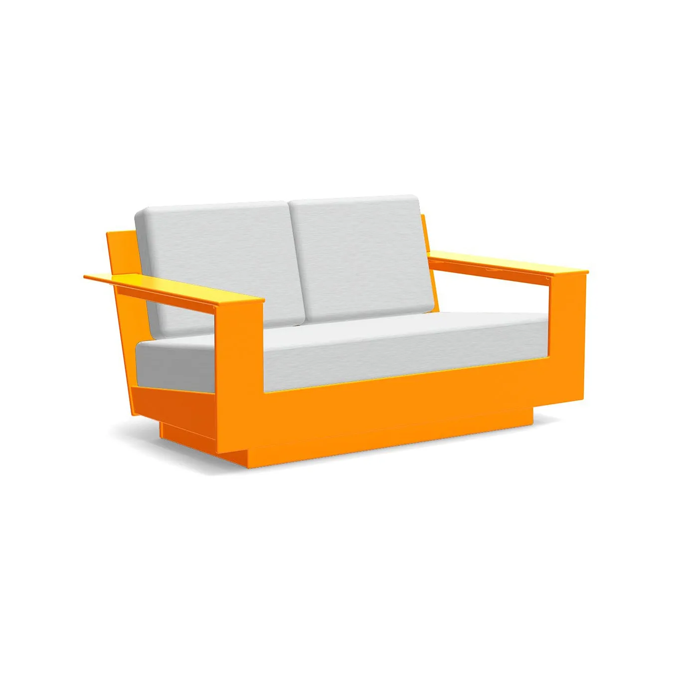 Nisswa Loveseat
