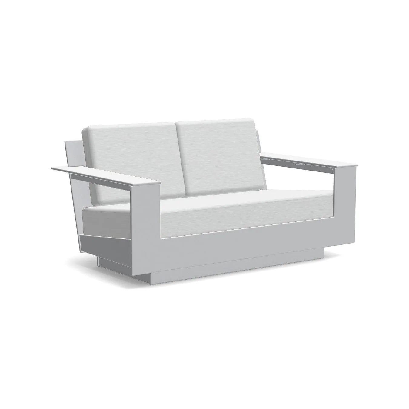 Nisswa Loveseat