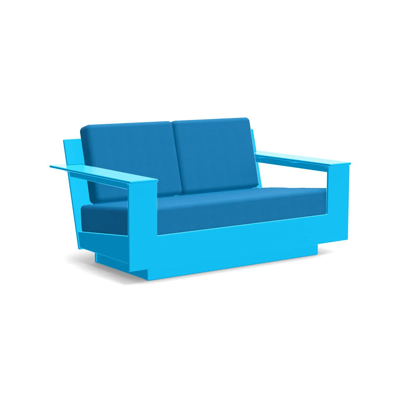 Nisswa Loveseat
