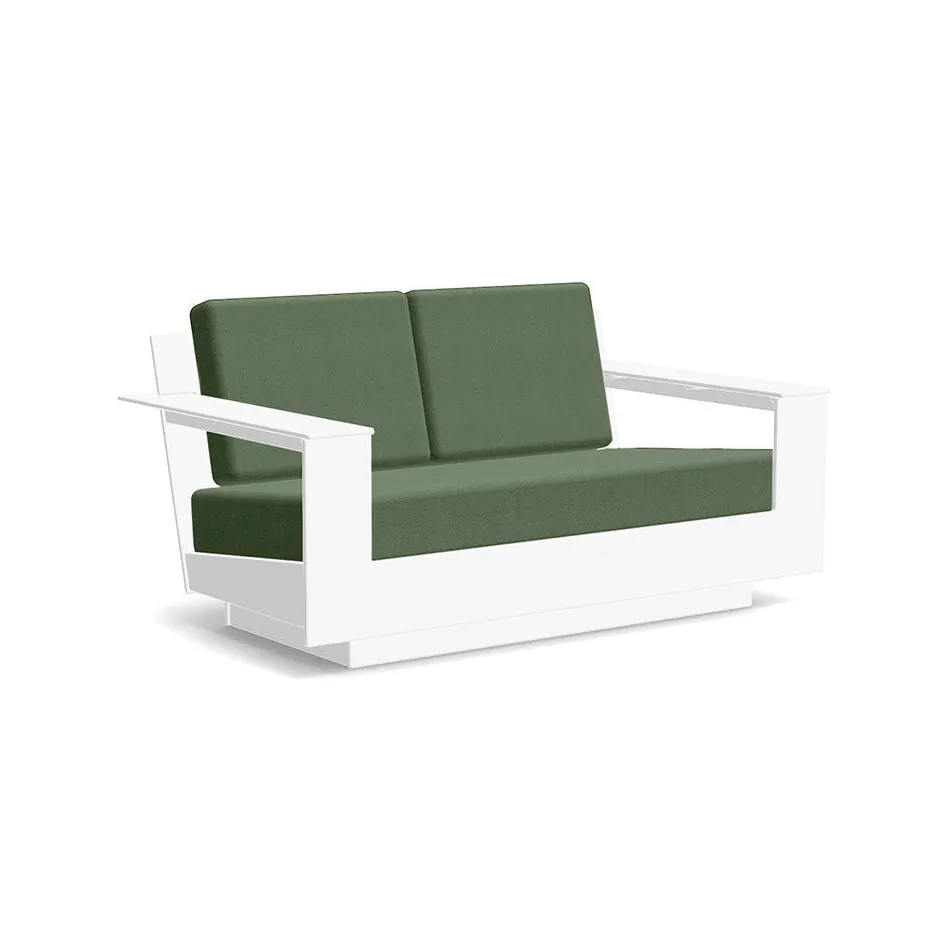 Nisswa Loveseat